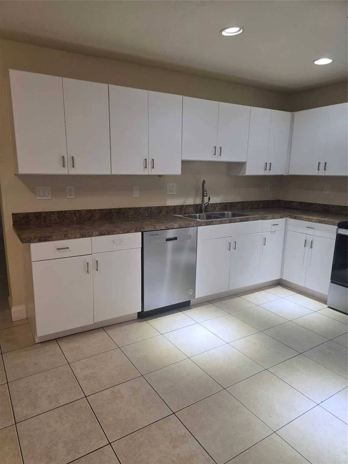 2324 NW 14th St
