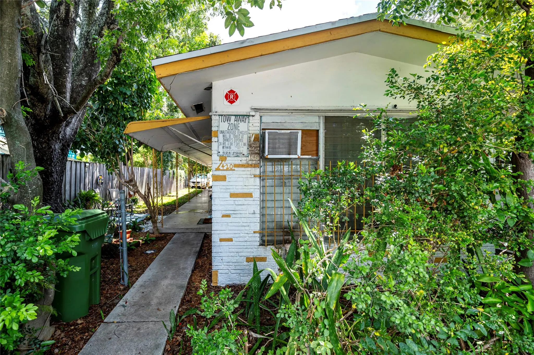 420 NE 1st Ave, #2