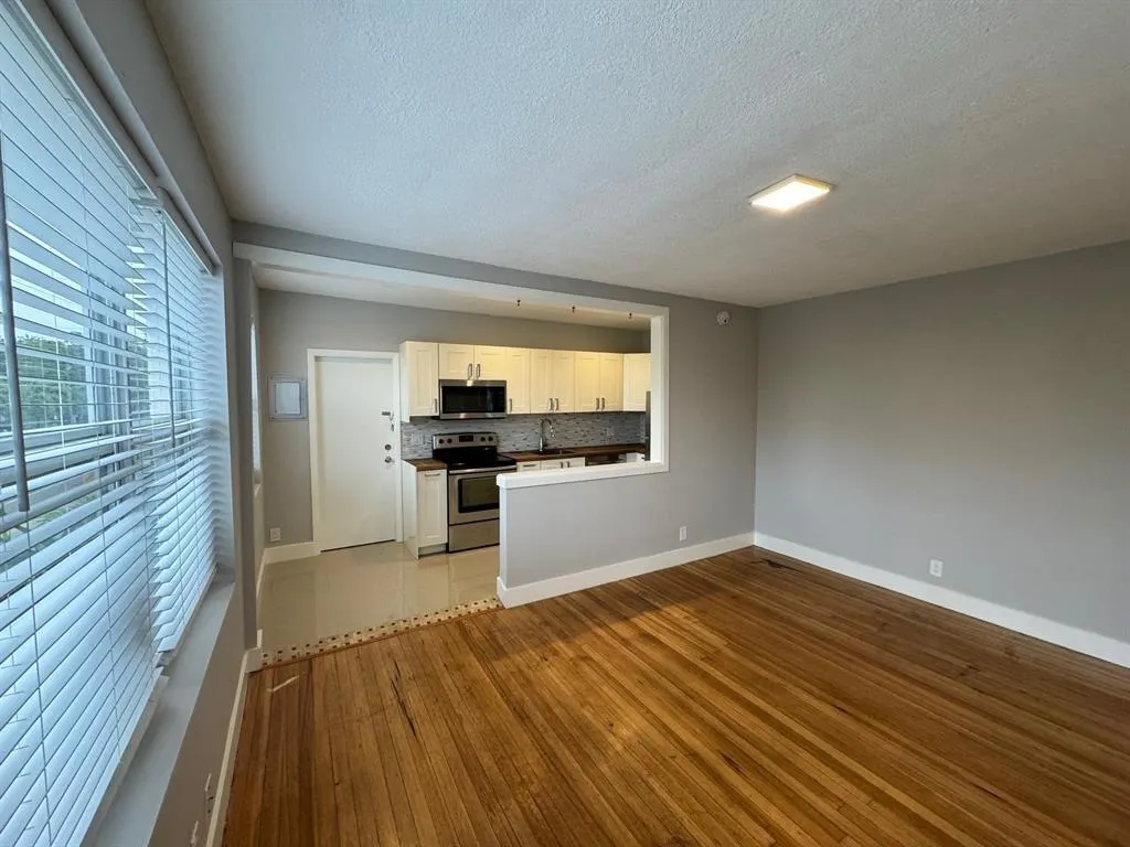 1501 SE 2nd Ct, #5