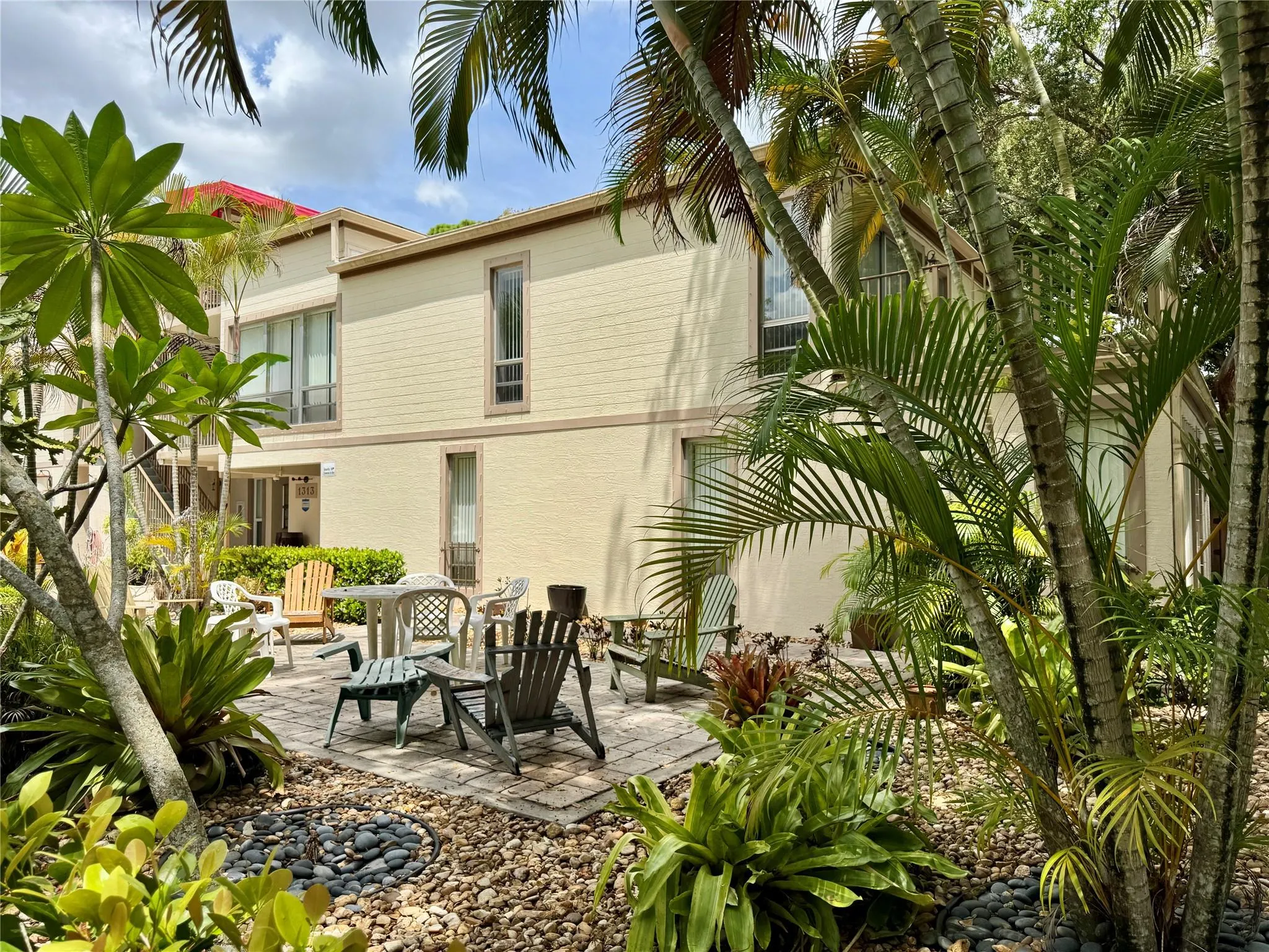 1313 SW 8th Ct, #1