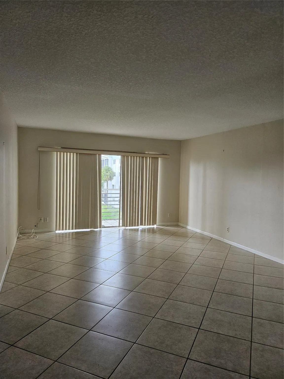 608 NE 2nd St, #341