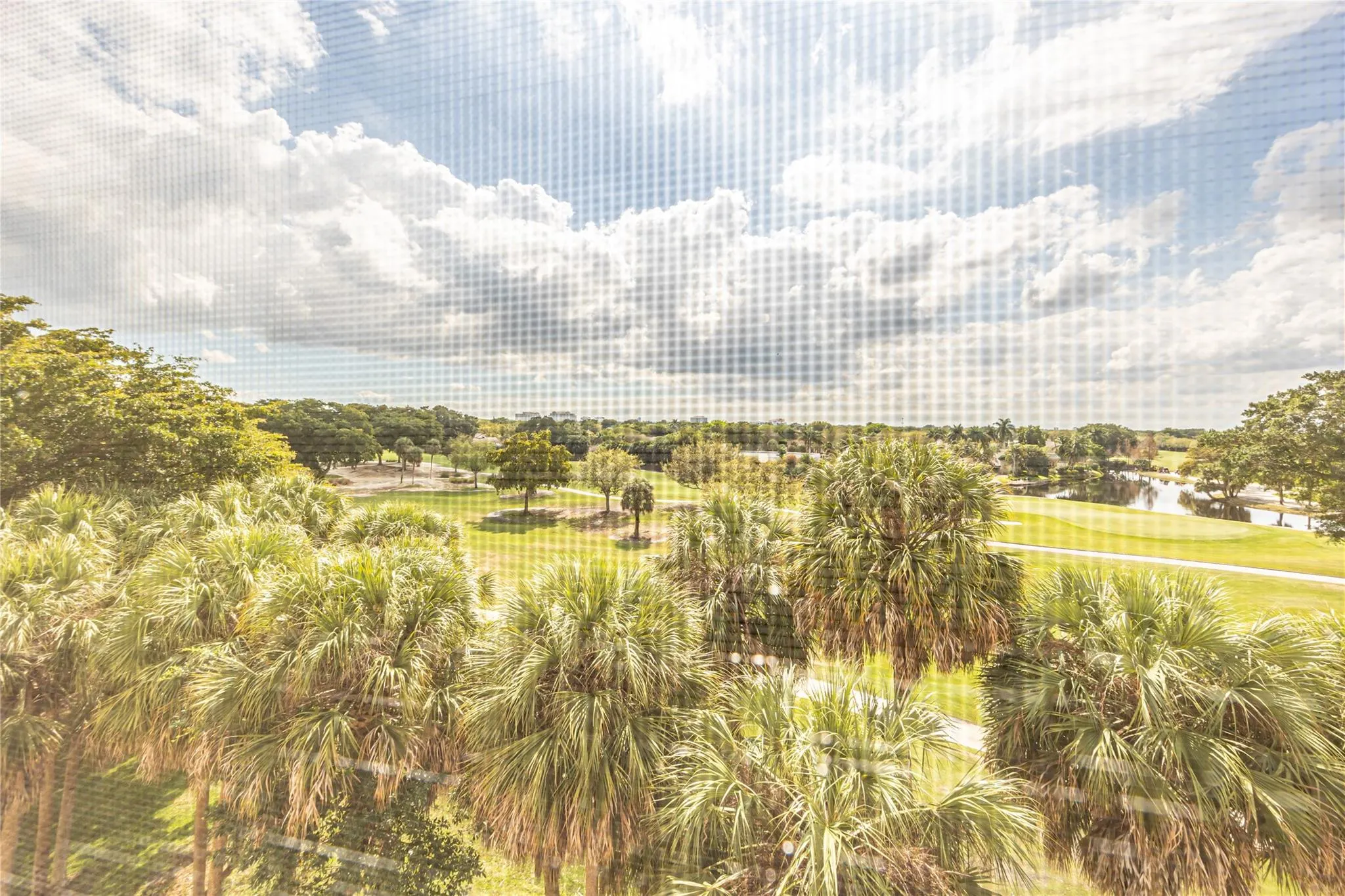 250 Jacaranda Dr, #607