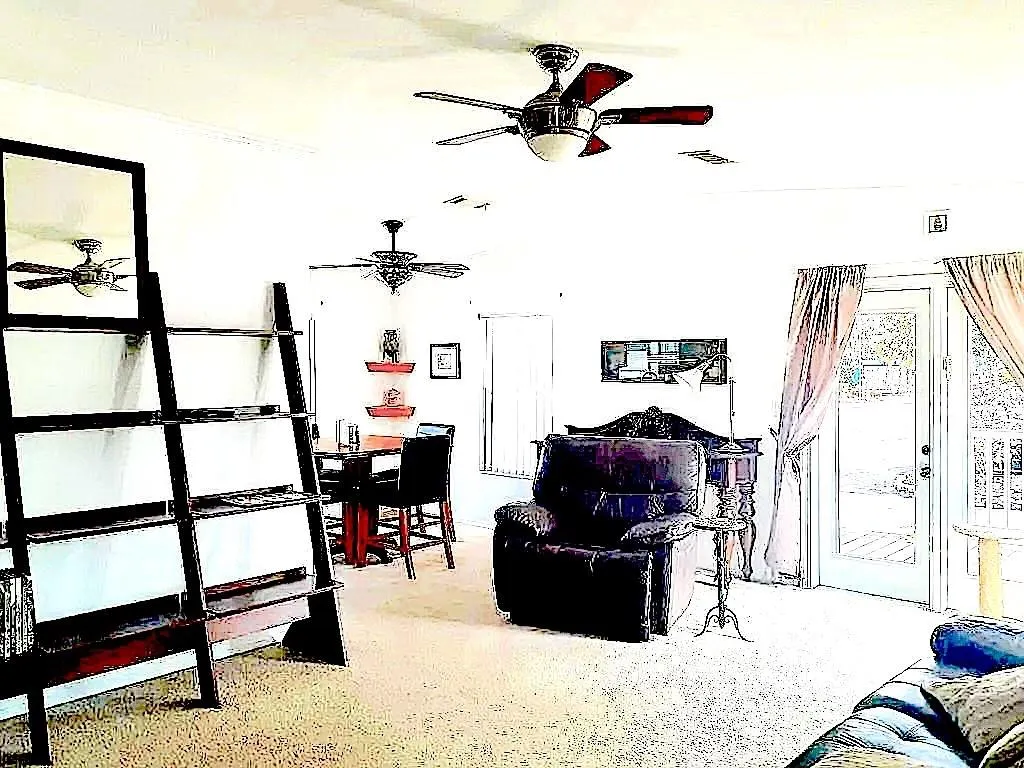 2803 NW 62