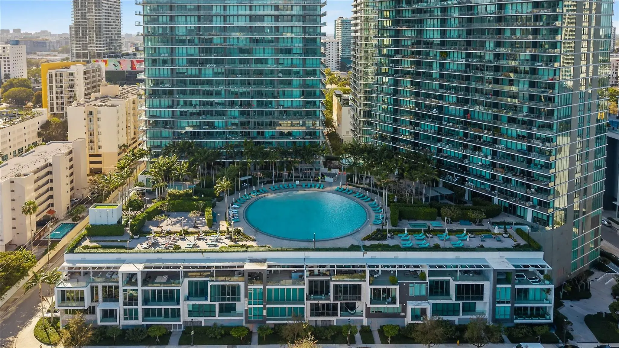 650 NE 32nd Street, #4501