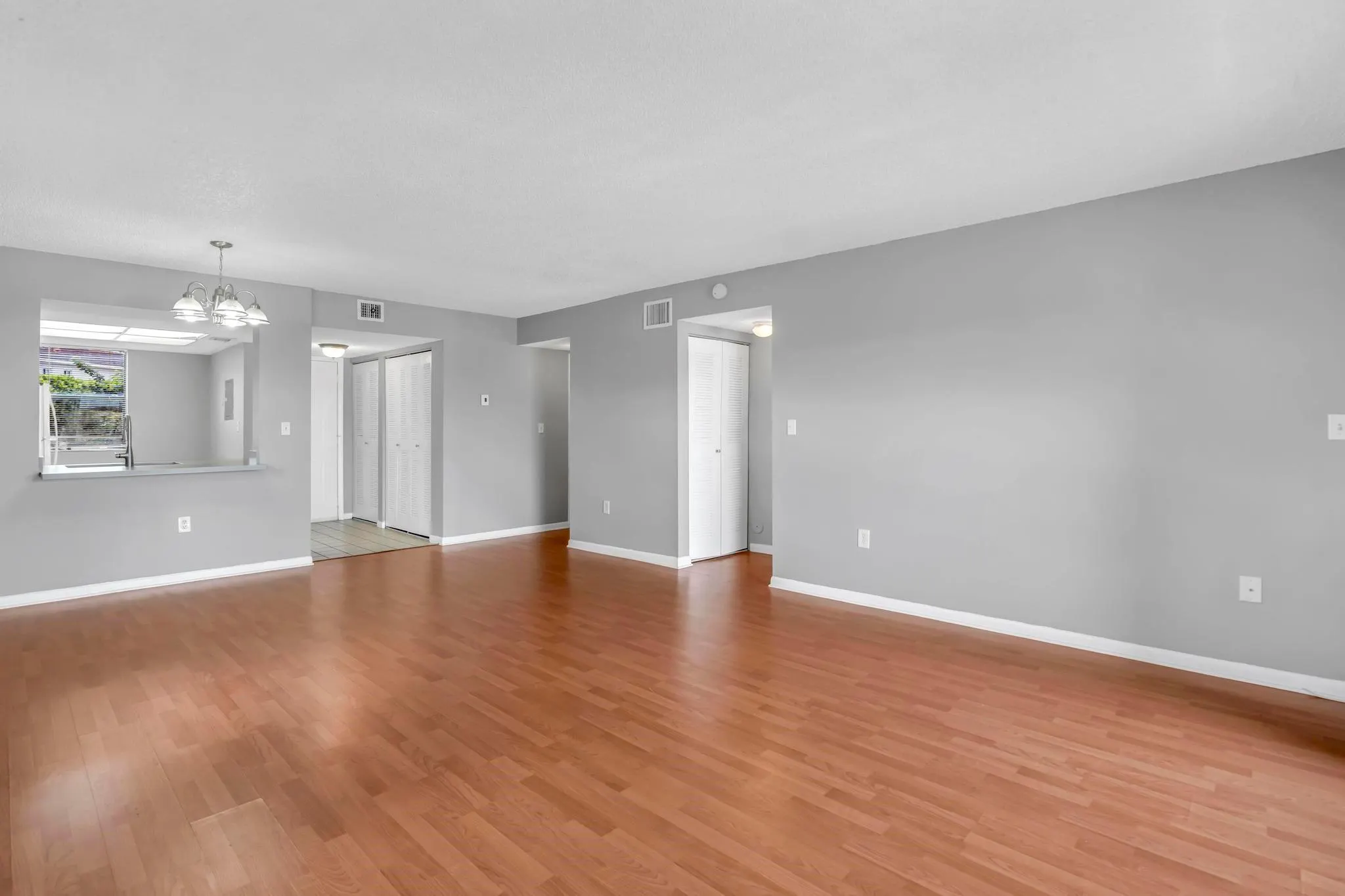 5200 NW 31st Ave, #6,121,157,183