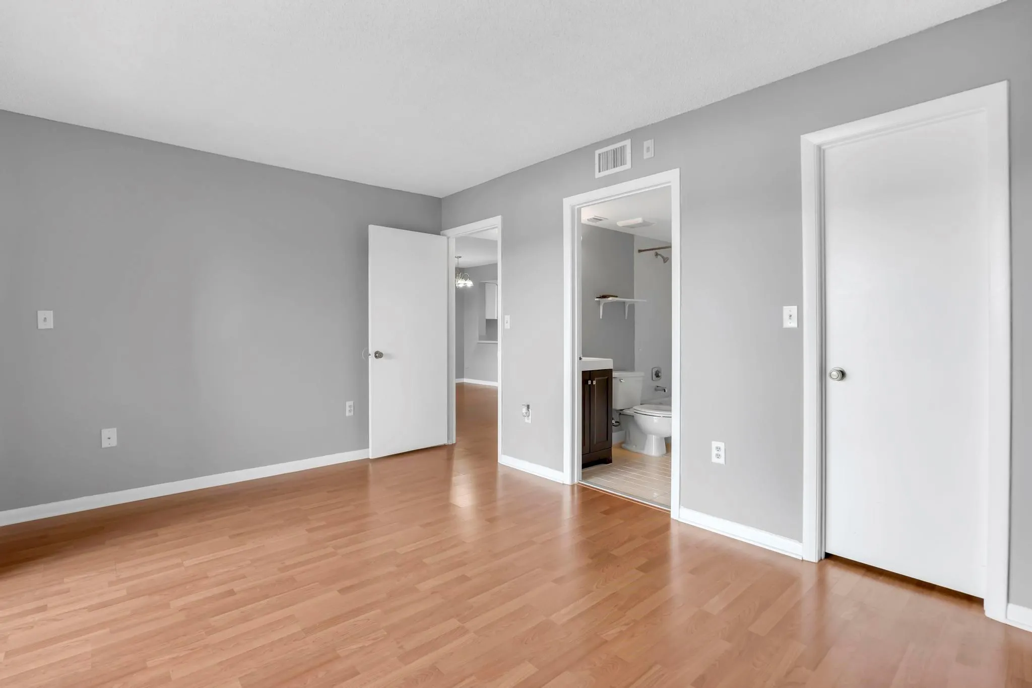 5200 NW 31st Ave, #6,121,157,183