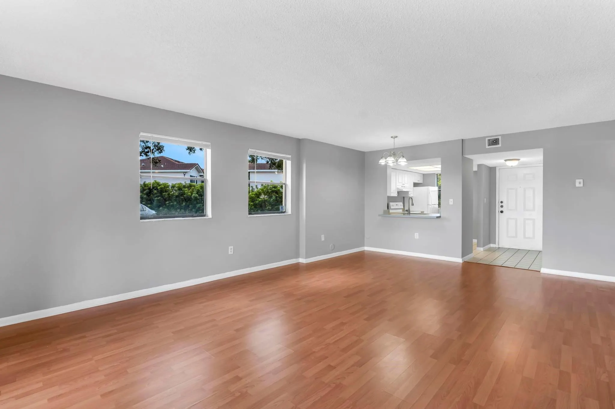 5200 NW 31st Ave, #6,121,157,183