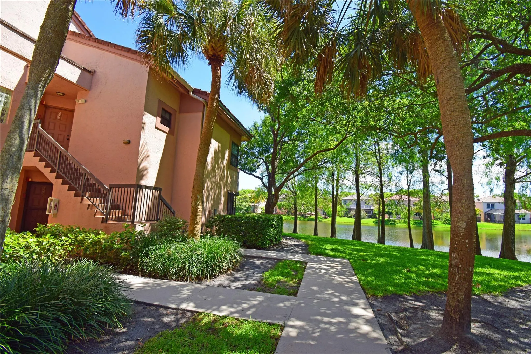 10700 NW 14th St, #157