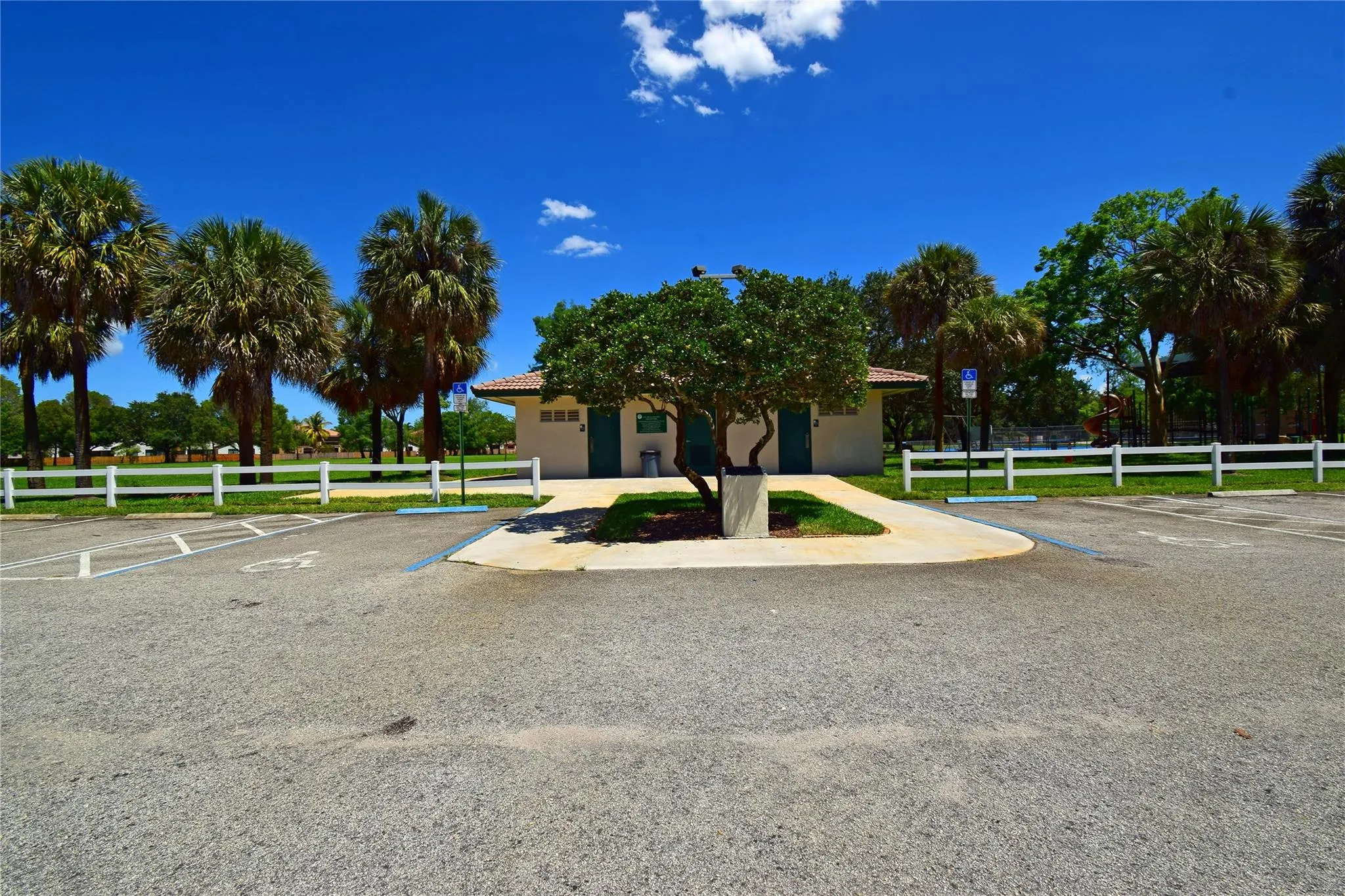 10700 NW 14th St, #157