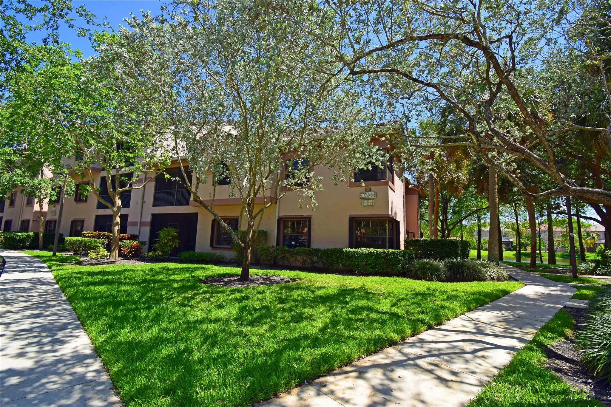 10700 NW 14th St, #157