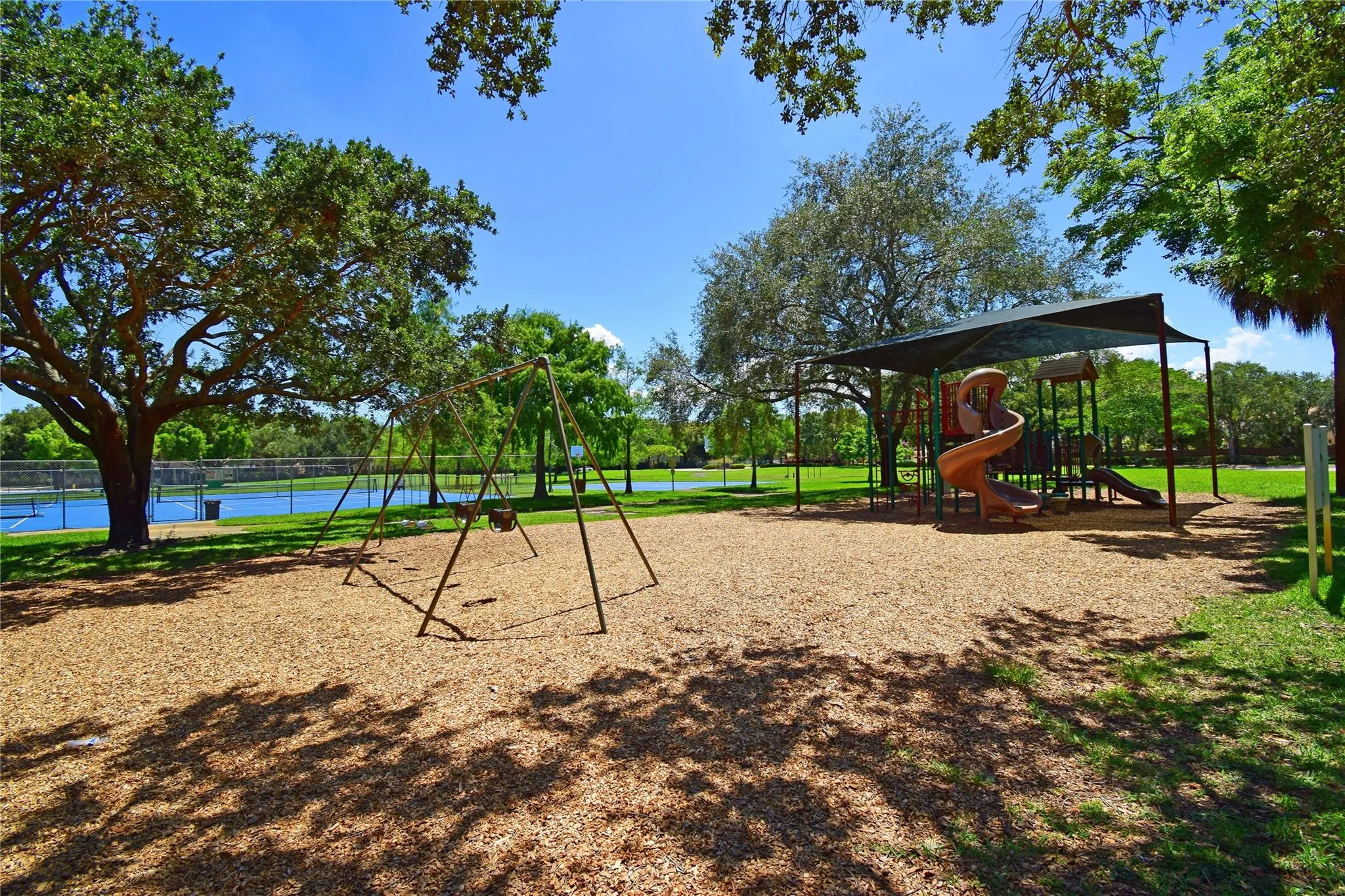 10700 NW 14th St, #157