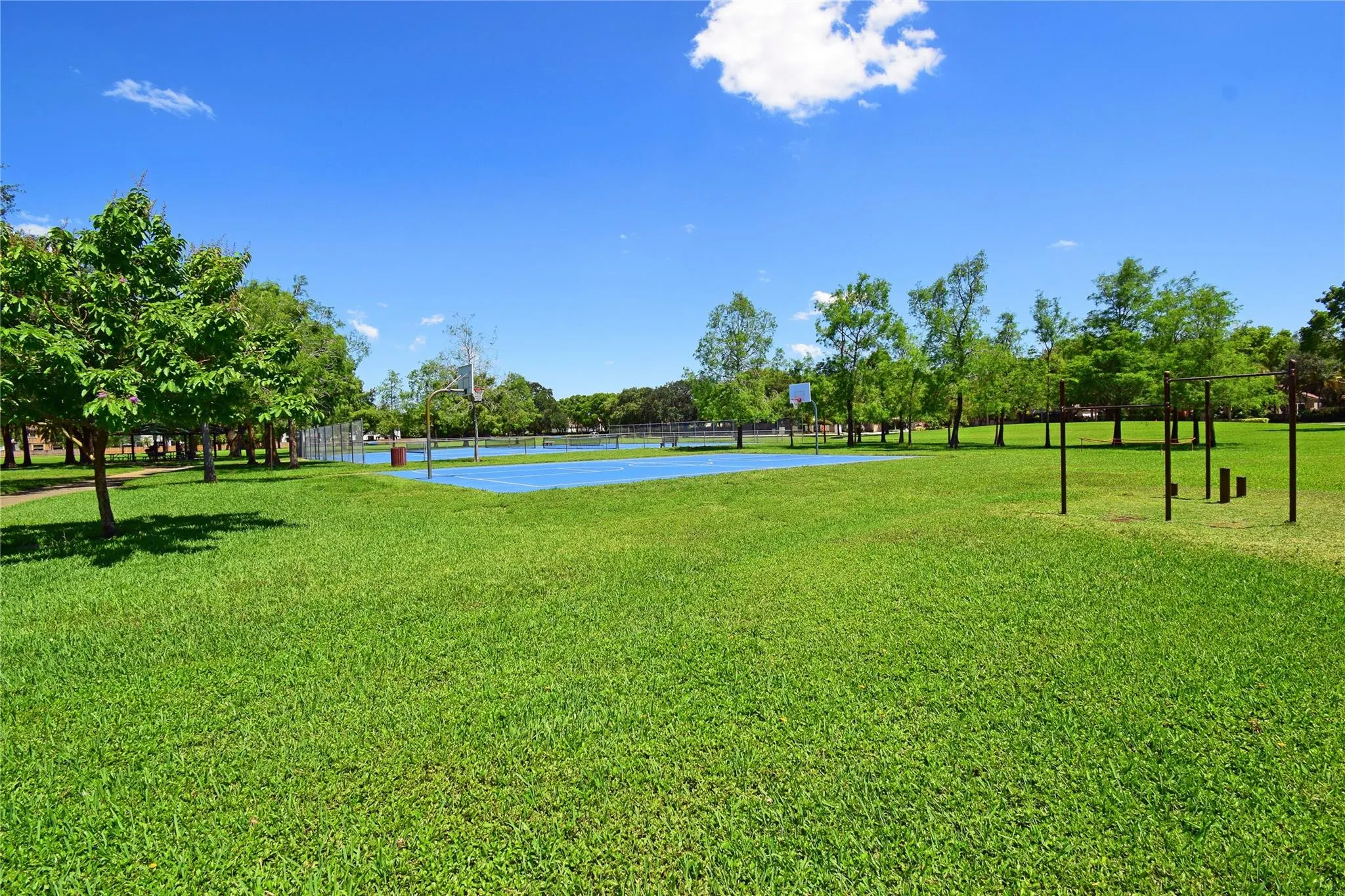 10700 NW 14th St, #157