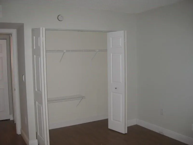 711 N. Pine Island Rd, #301