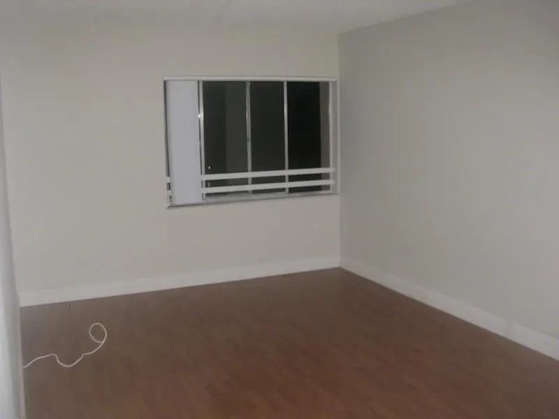 711 N. Pine Island Rd, #301
