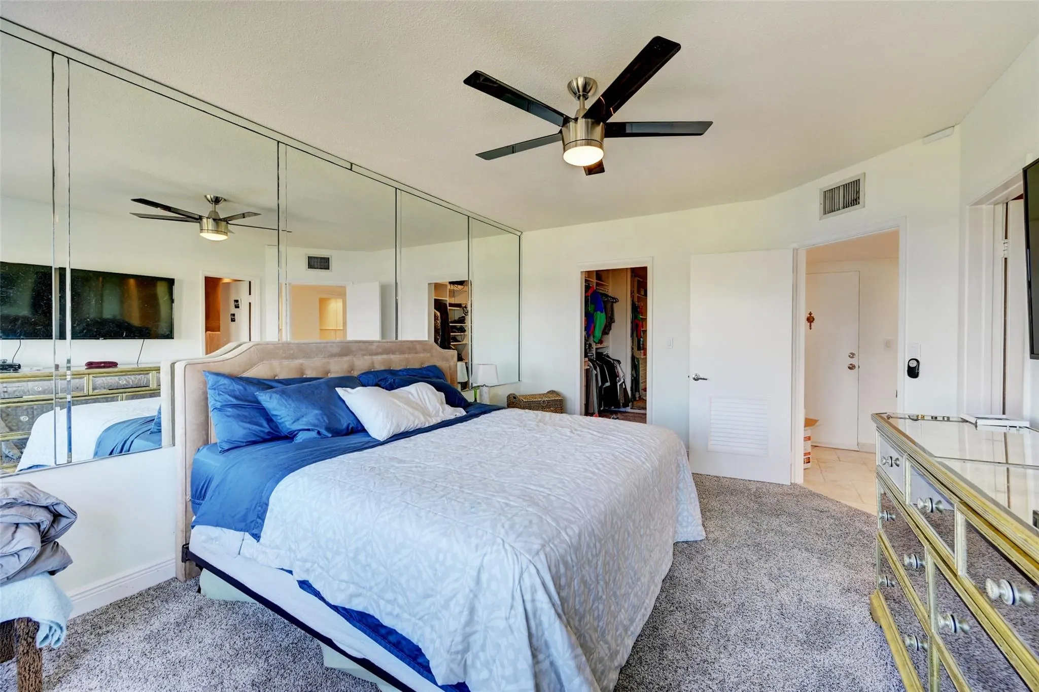 888 Intracoastal Dr, #4F