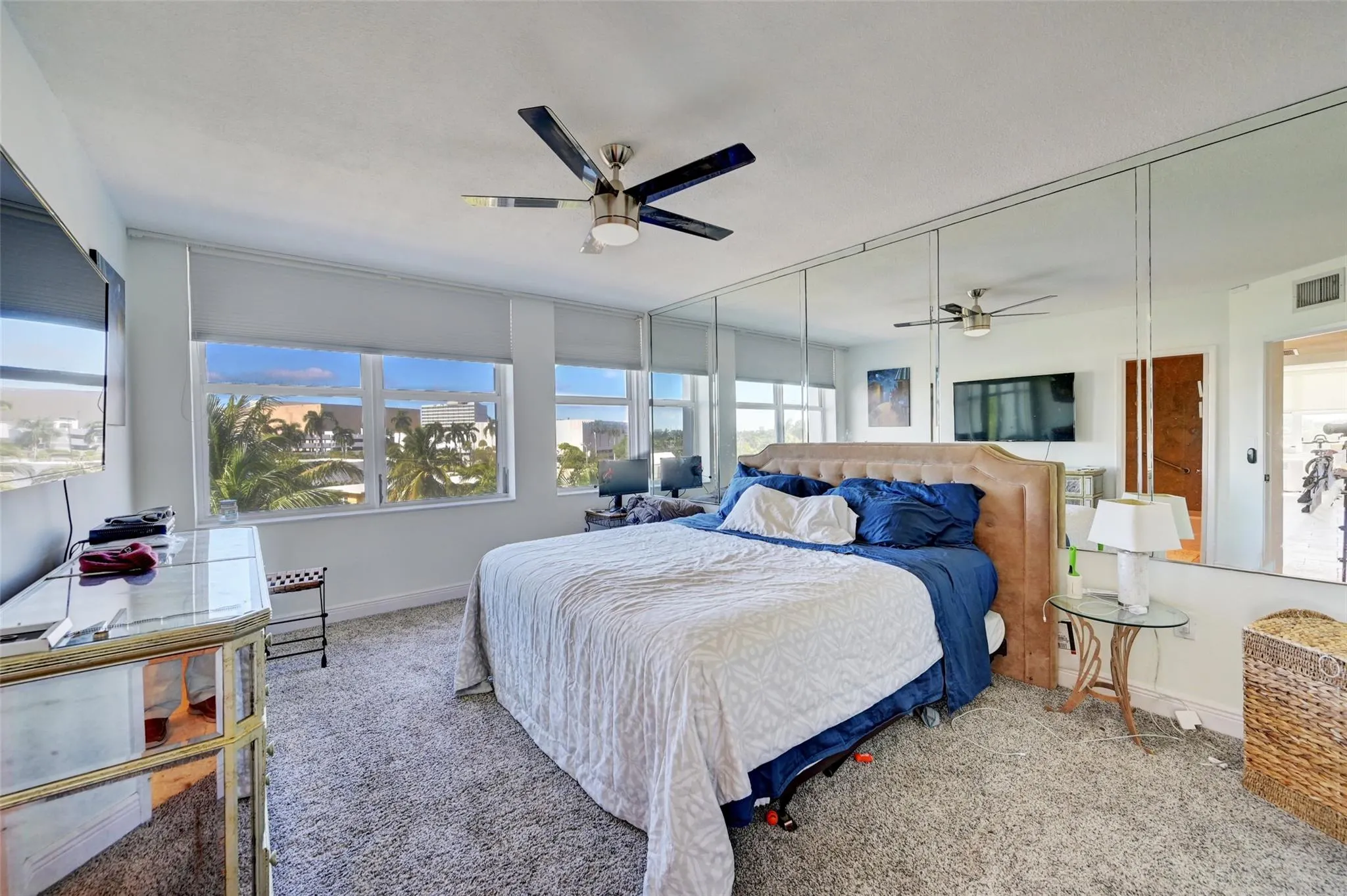 888 Intracoastal Dr, #4F