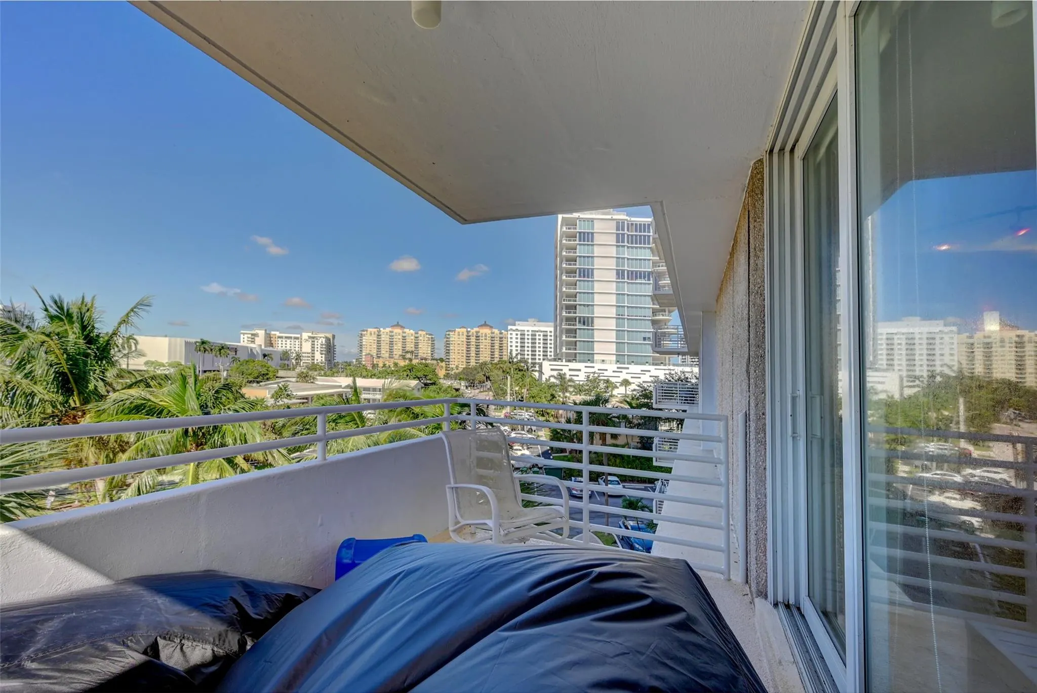 888 Intracoastal Dr, #4F