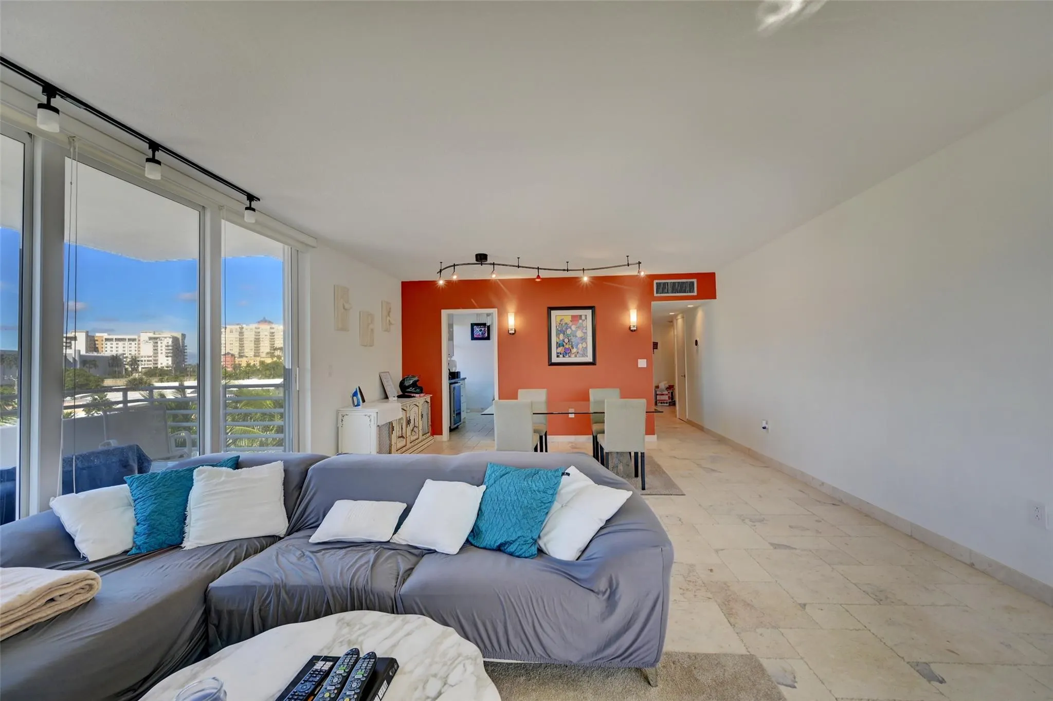 888 Intracoastal Dr, #4F
