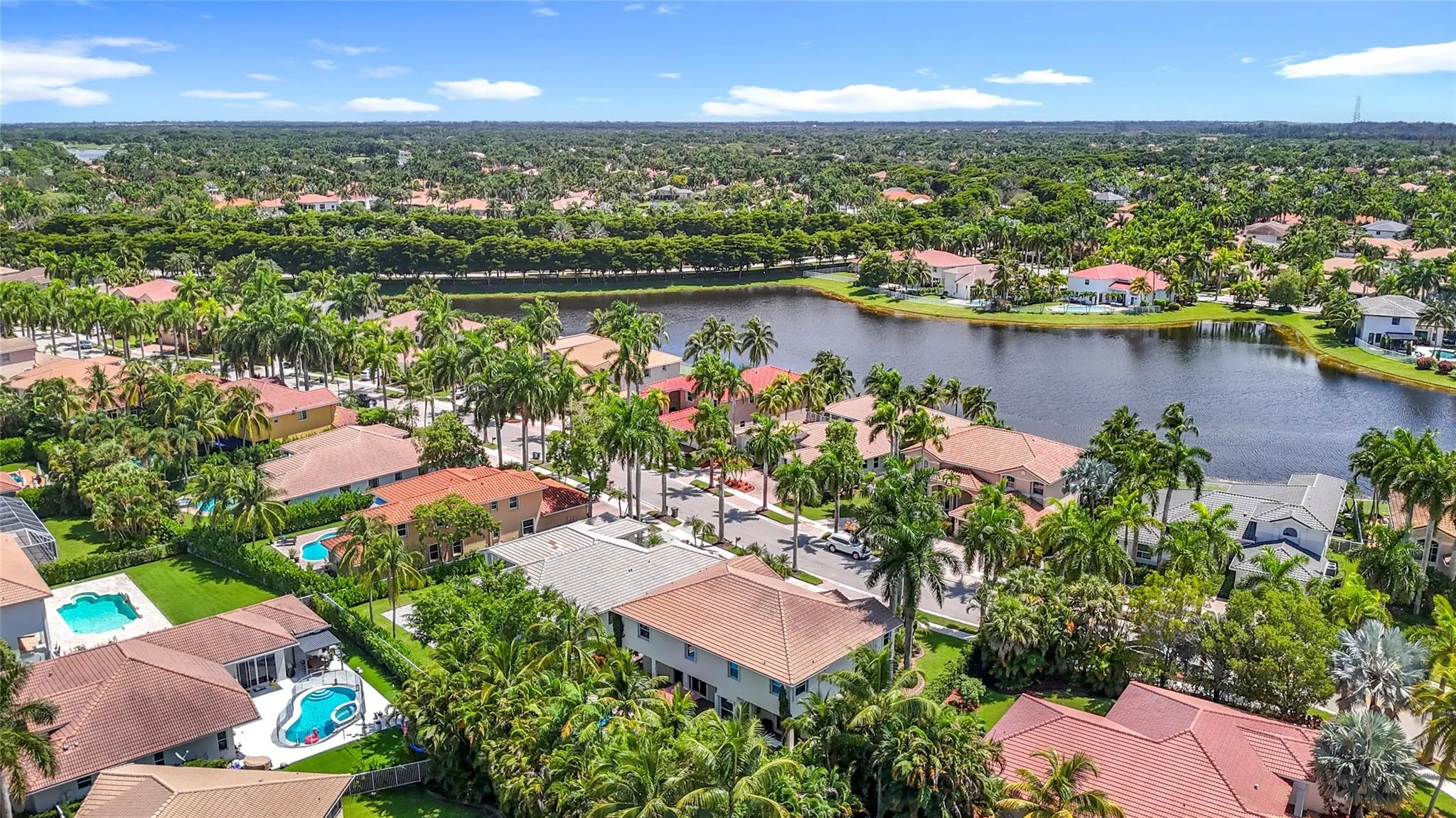 1673 VICTORIA POINTE CIR