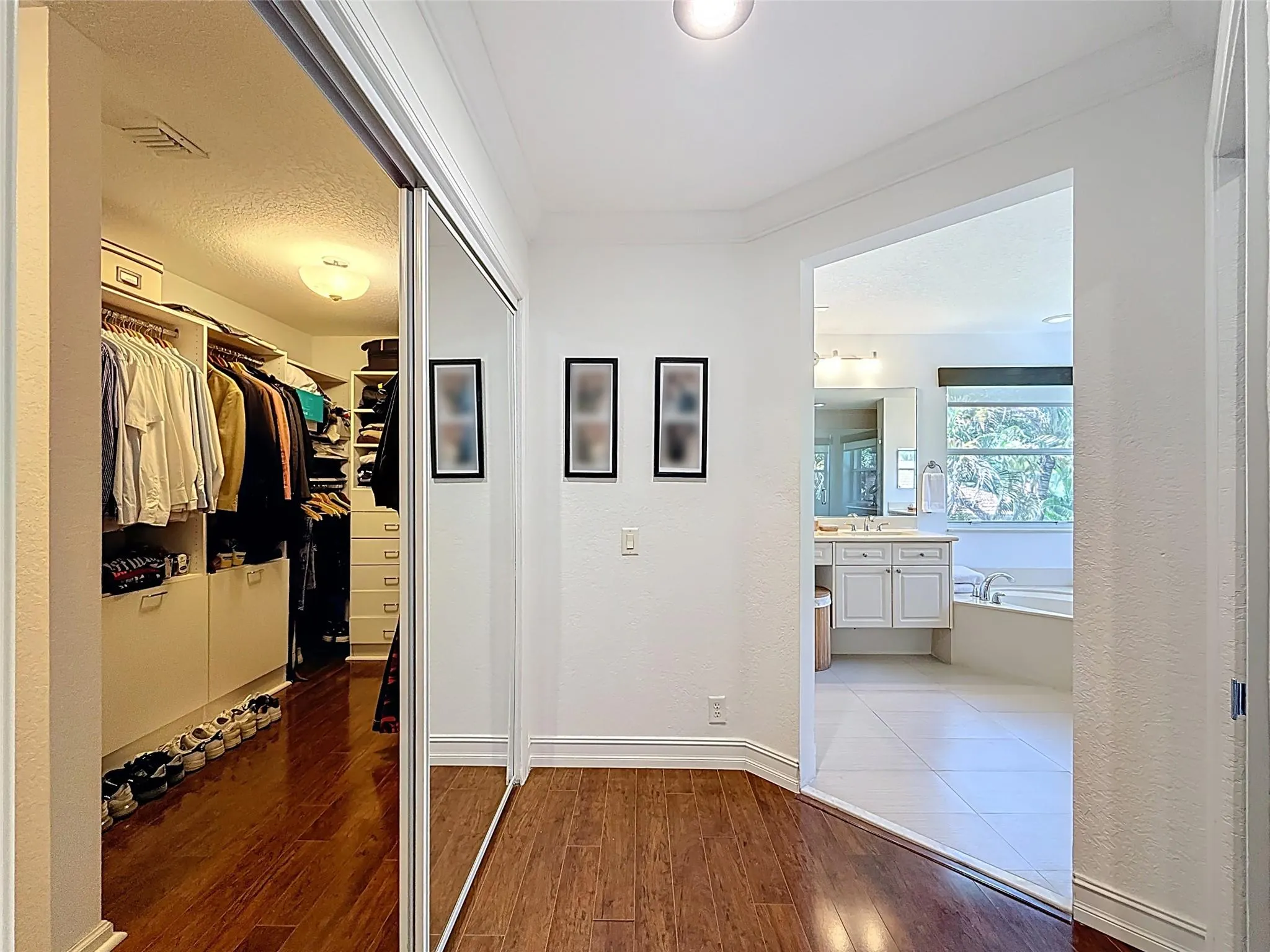 1673 VICTORIA POINTE CIR