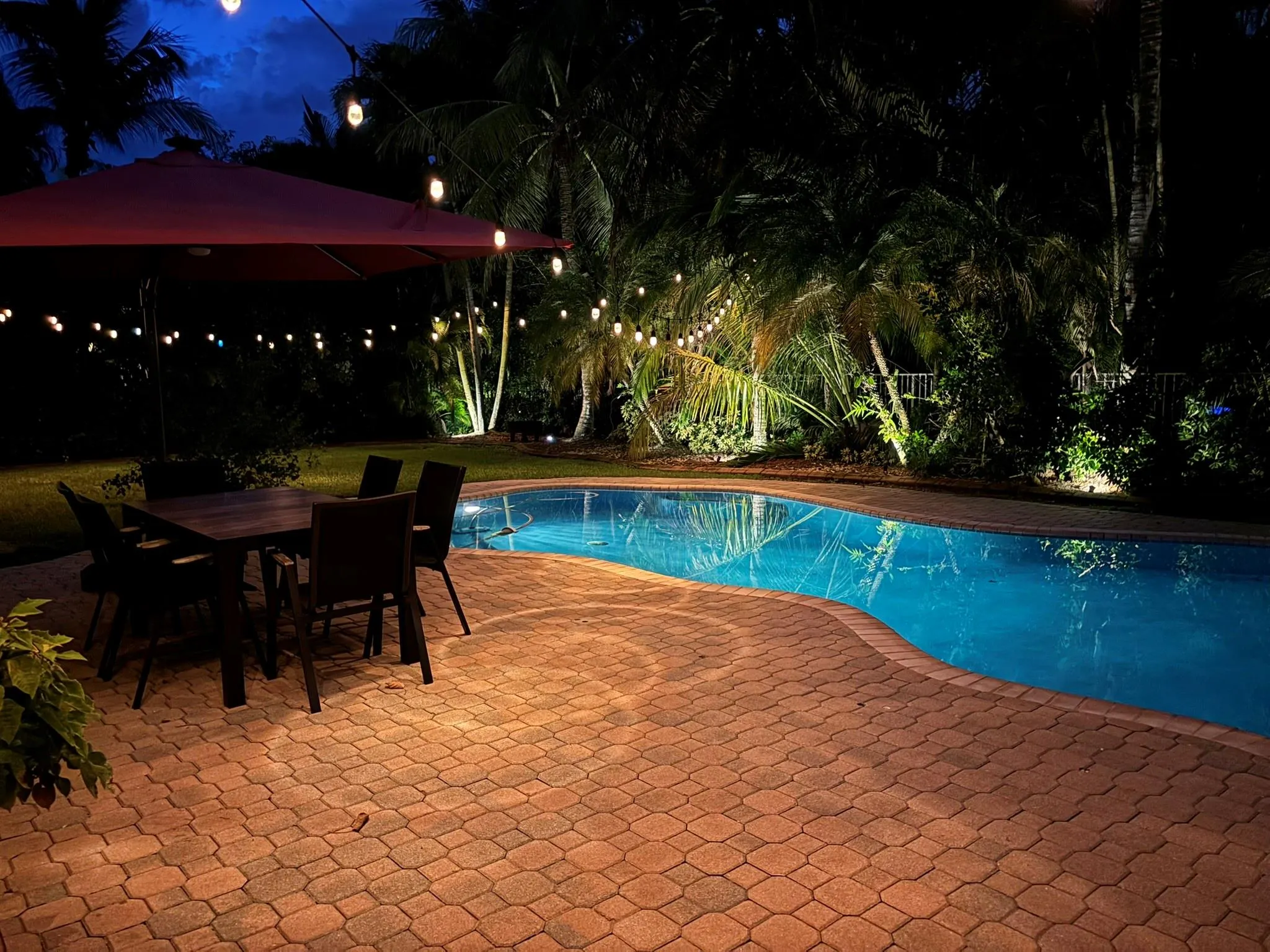 1673 VICTORIA POINTE CIR