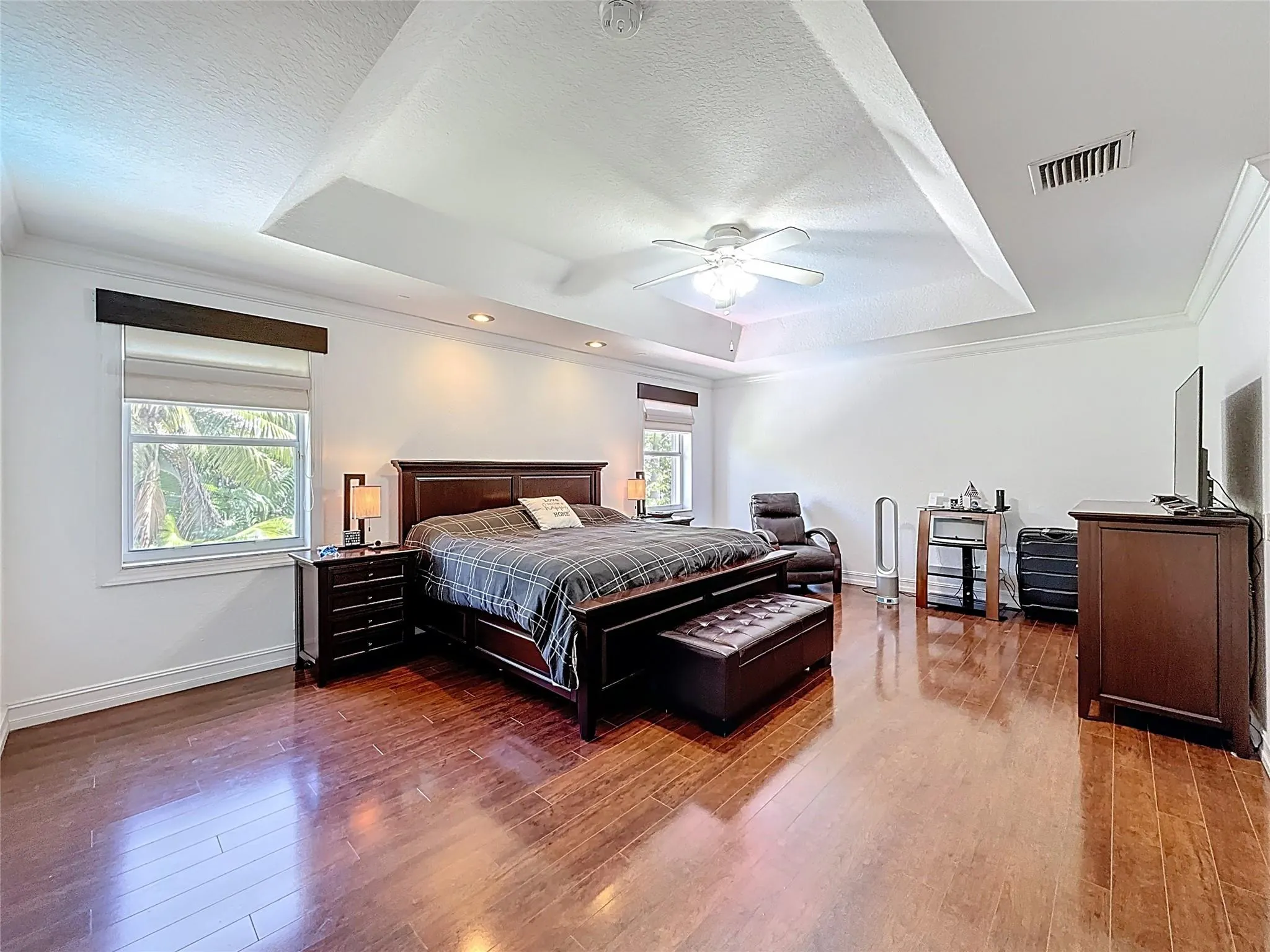 1673 VICTORIA POINTE CIR