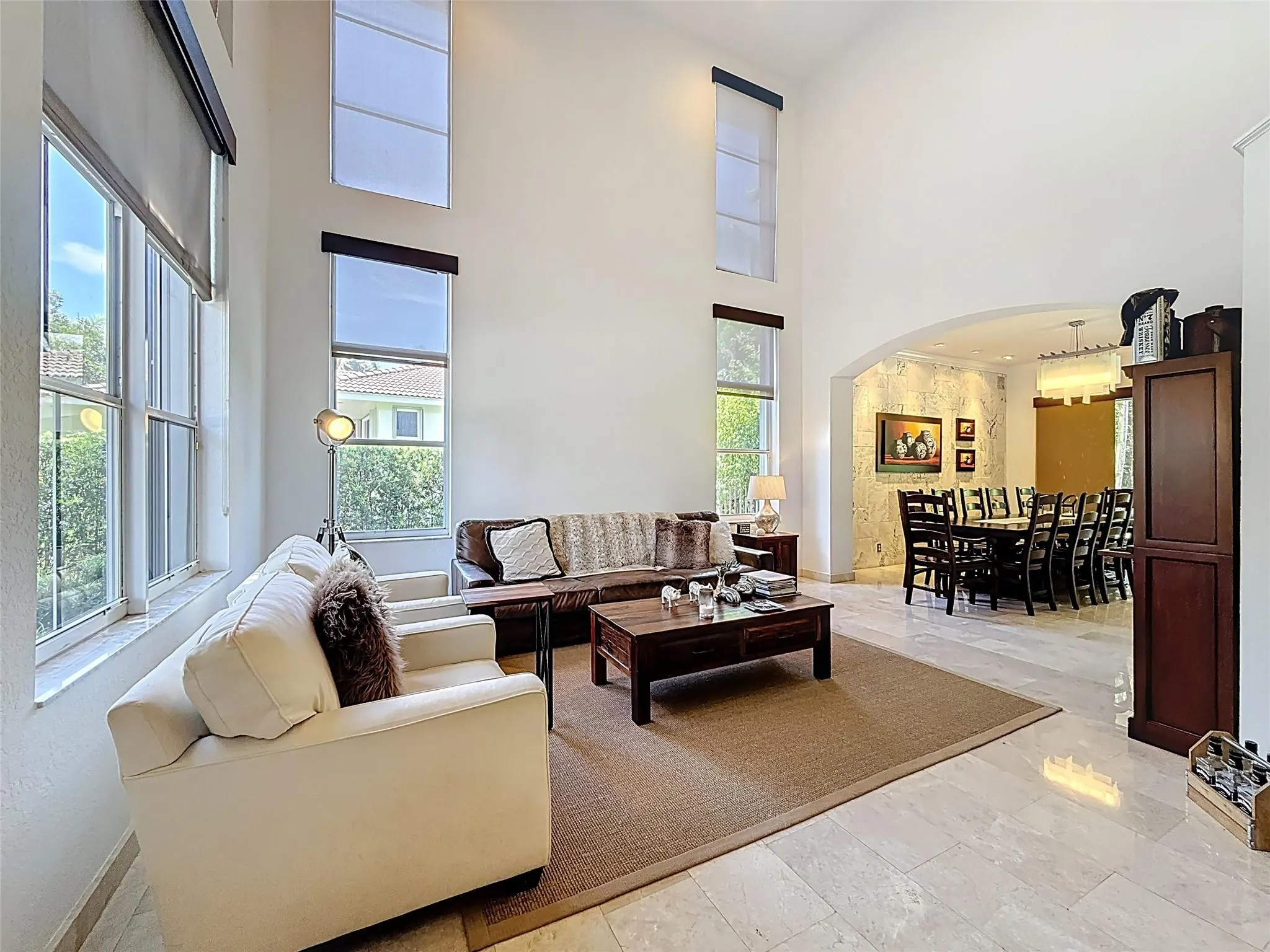 1673 VICTORIA POINTE CIR