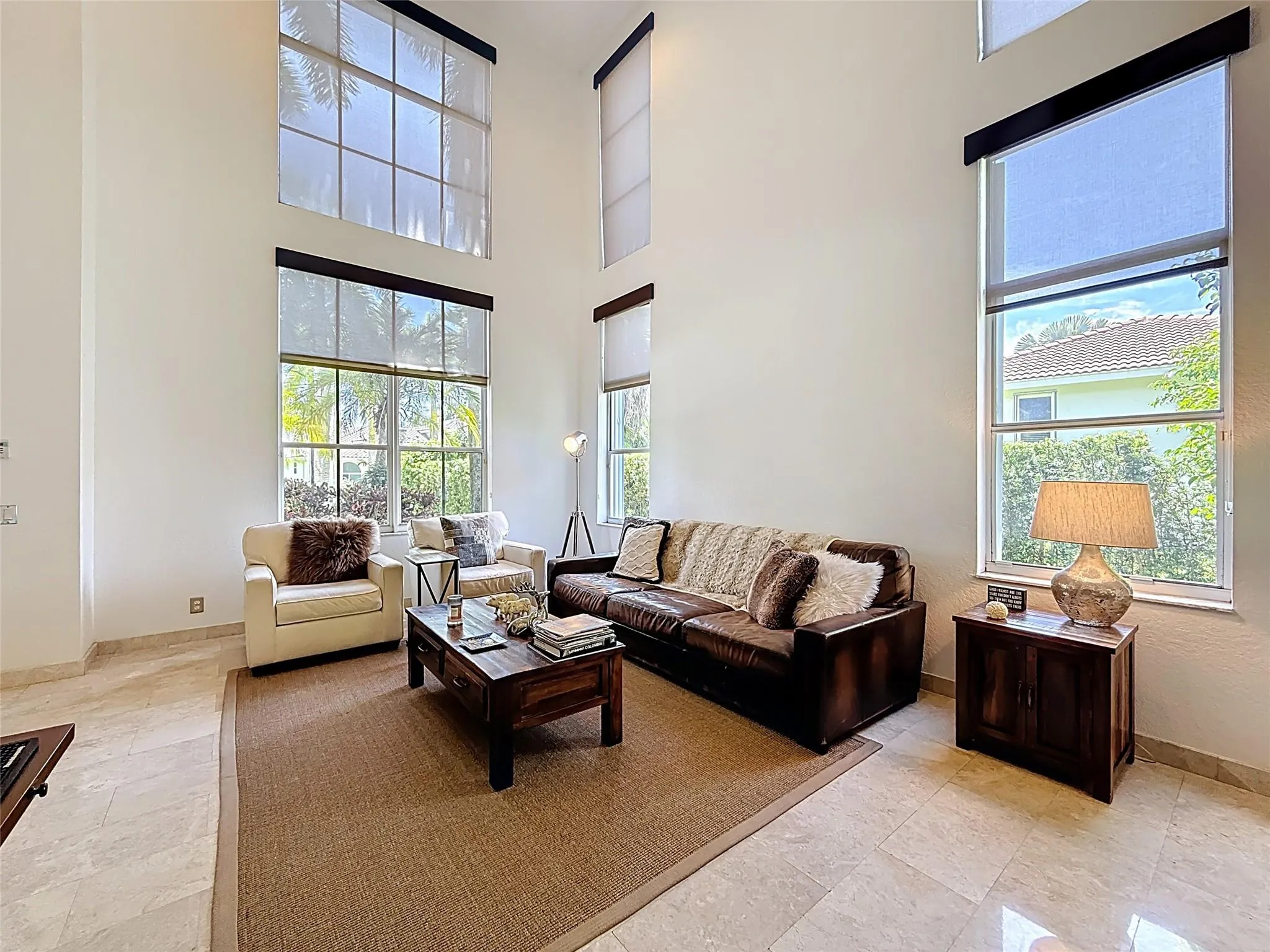 1673 VICTORIA POINTE CIR