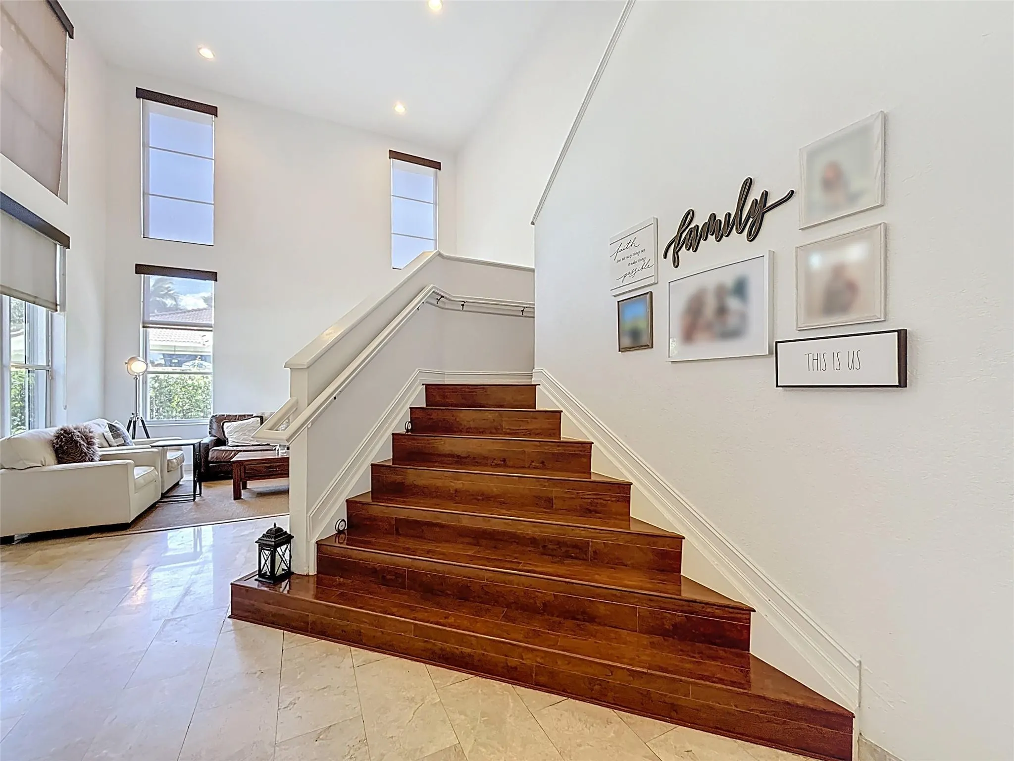 1673 VICTORIA POINTE CIR