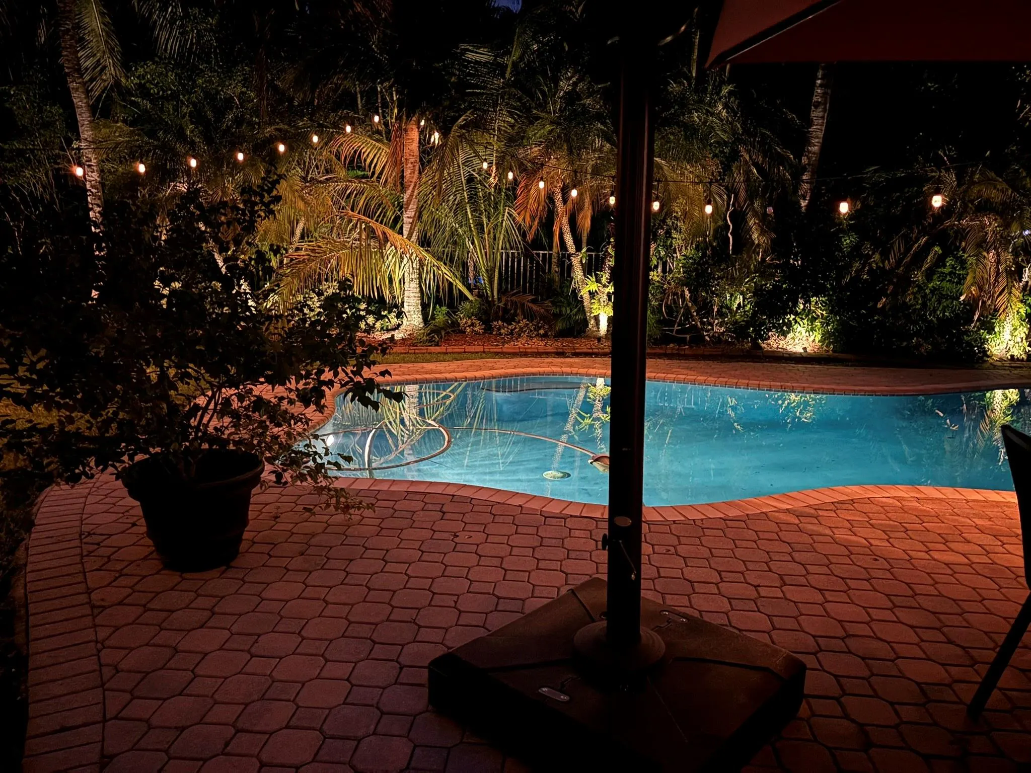 1673 VICTORIA POINTE CIR