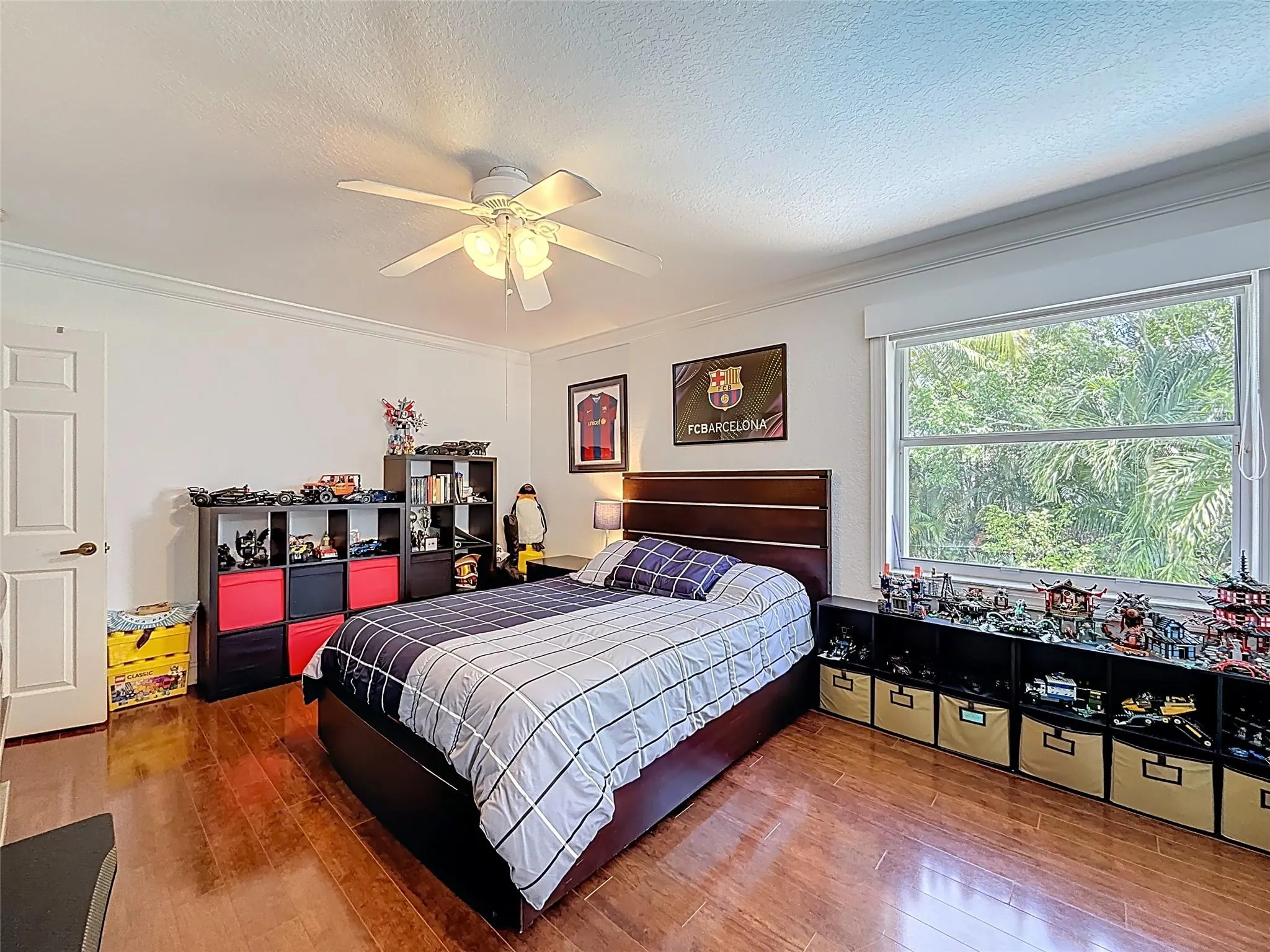 1673 VICTORIA POINTE CIR