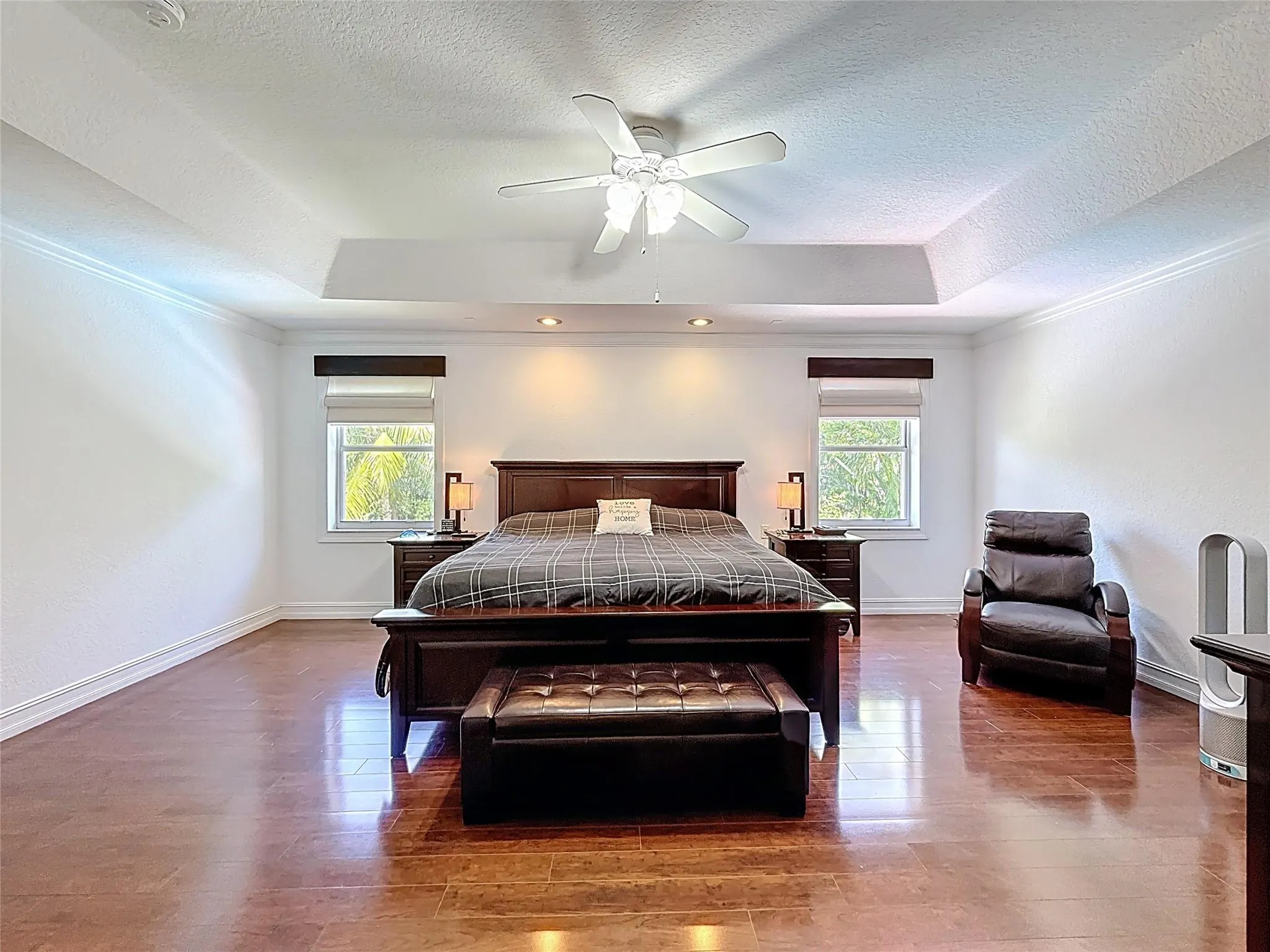 1673 VICTORIA POINTE CIR