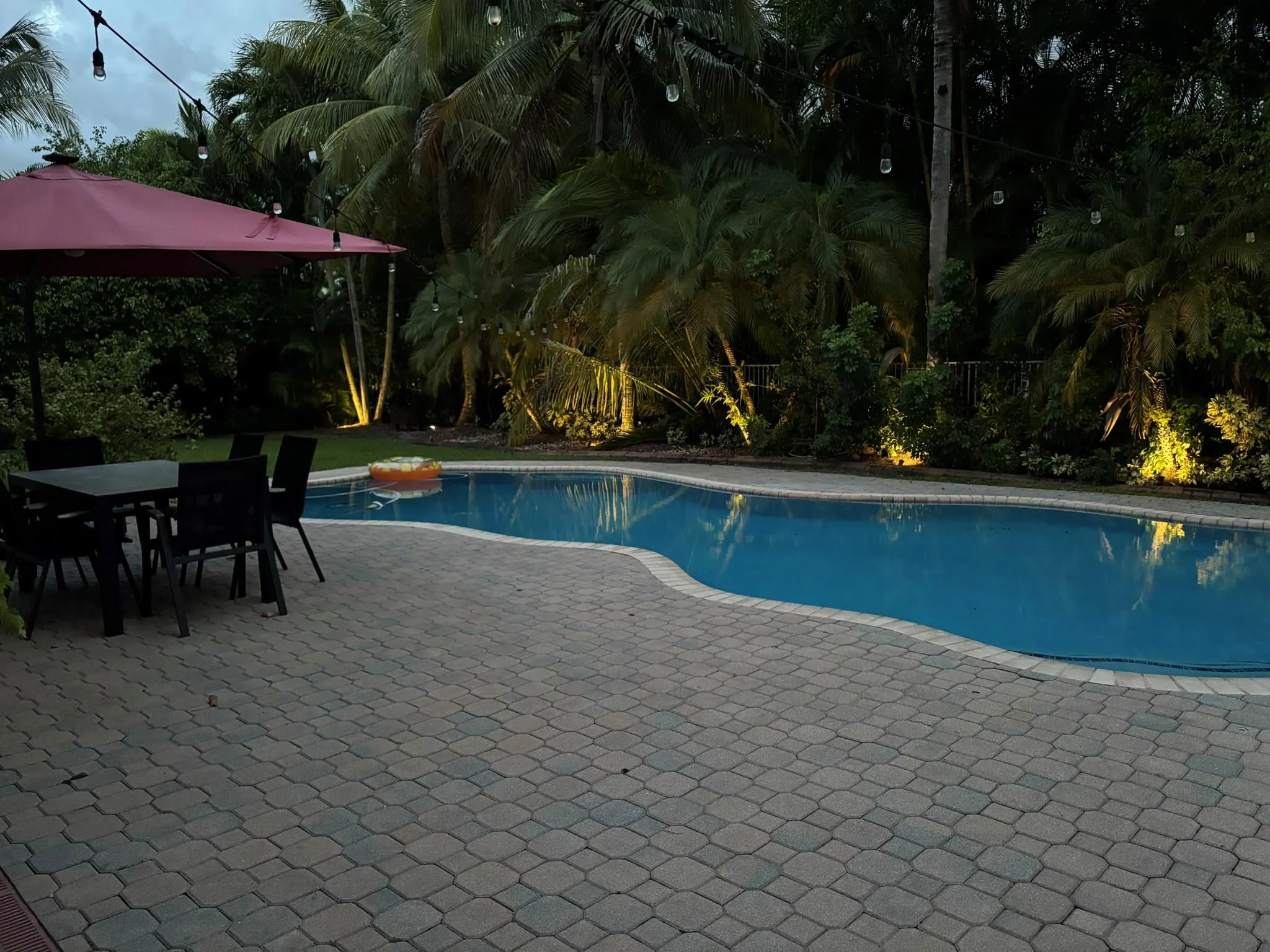 1673 VICTORIA POINTE CIR