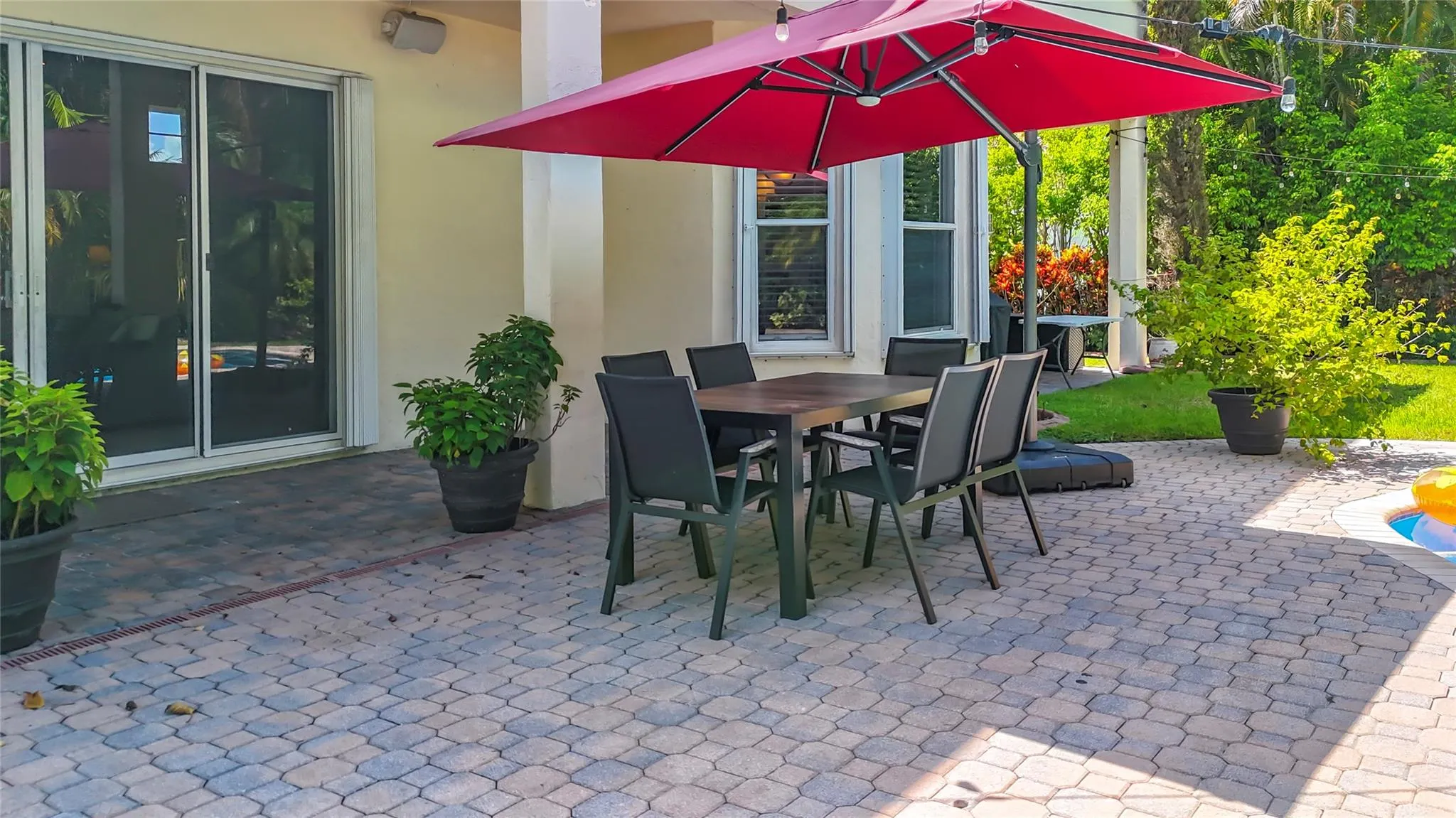 1673 VICTORIA POINTE CIR
