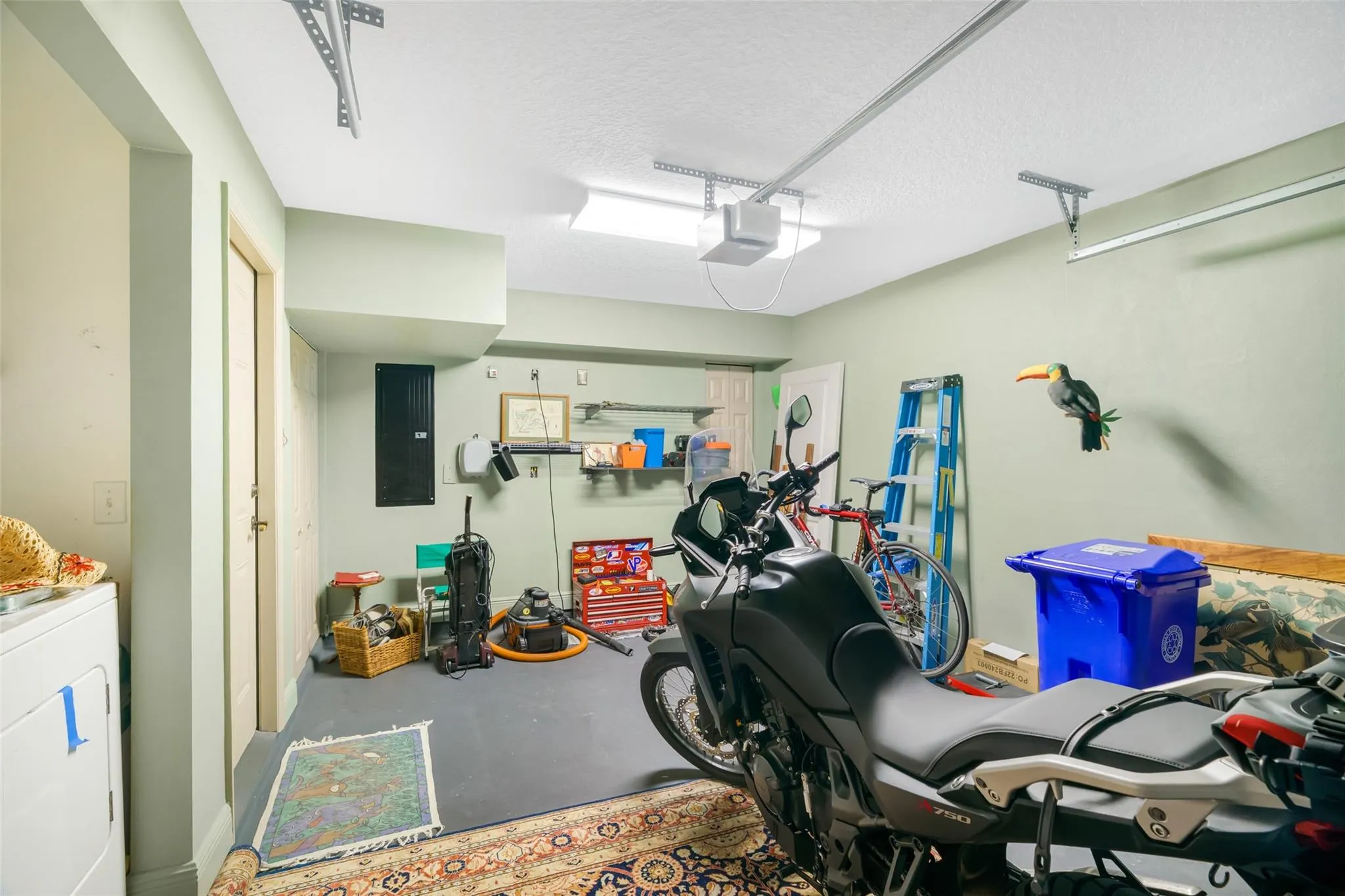 1690 42nd Sq, #101