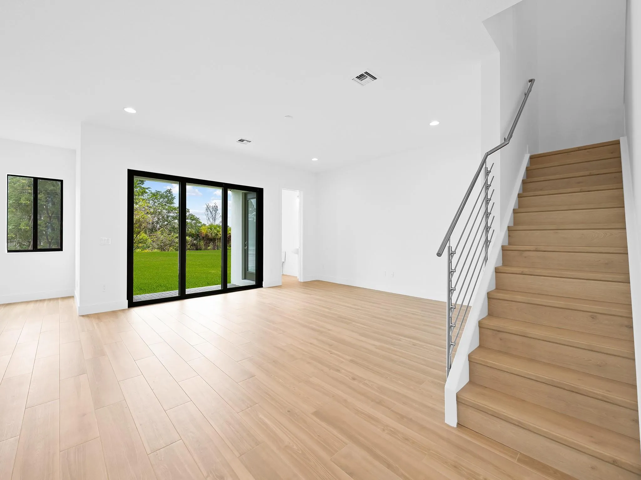 1446 SW 23rd Street