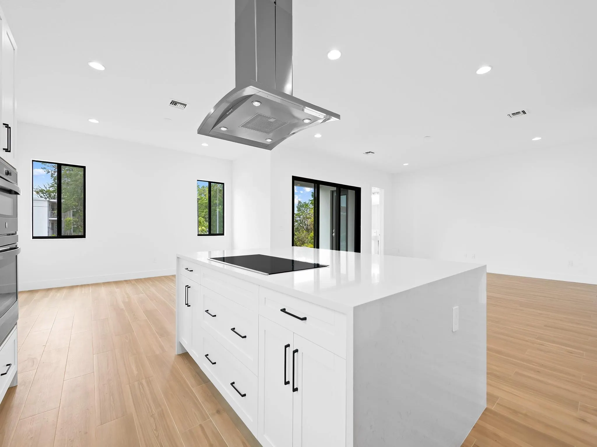 1446 SW 23rd Street