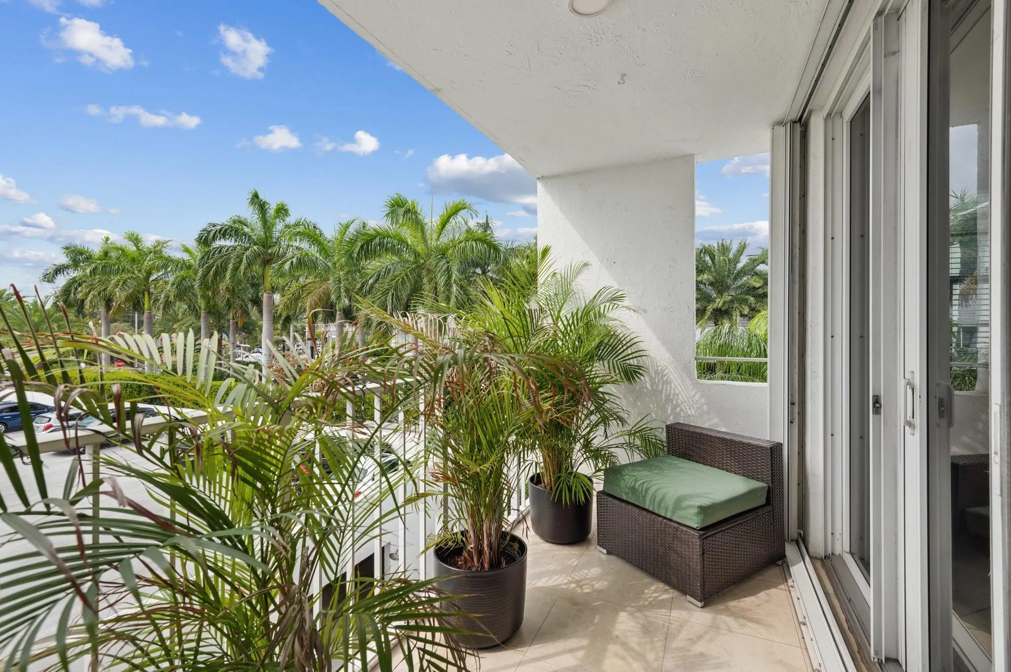 1170 N Federal Hwy, #311
