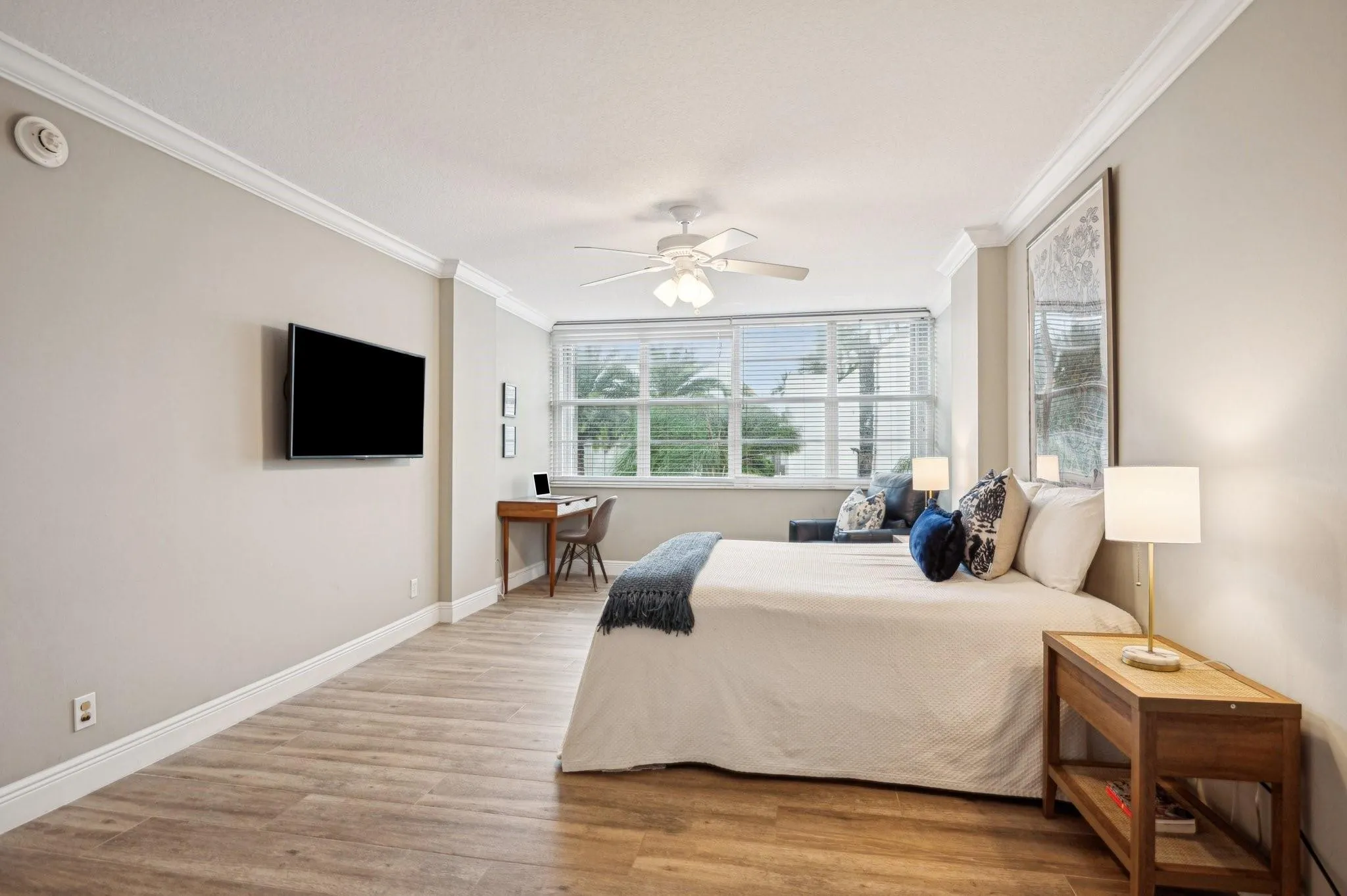 1170 N Federal Hwy, #311