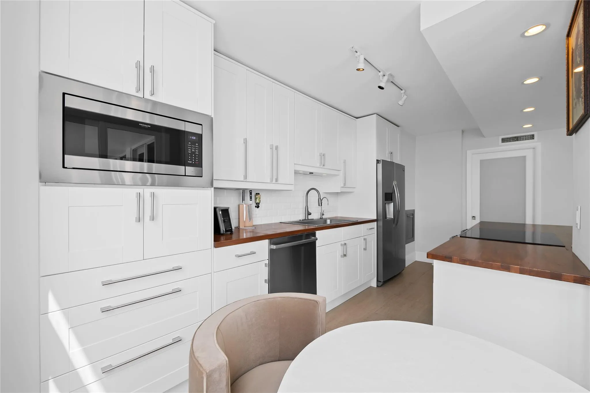 4280 Galt Ocean Dr, #5M