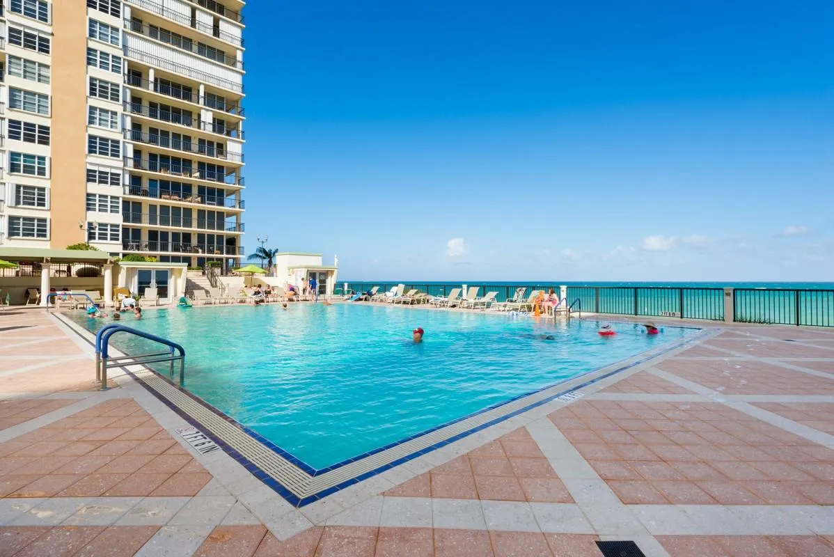 4280 Galt Ocean Dr, #5M