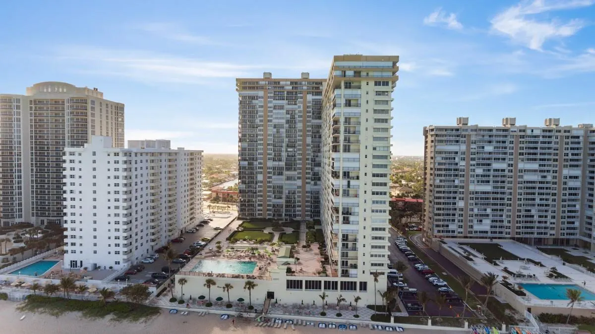 4280 Galt Ocean Dr, #5M