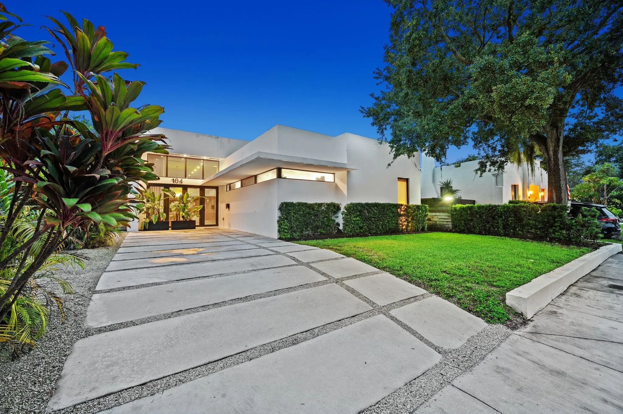 104 NW 47th Ter