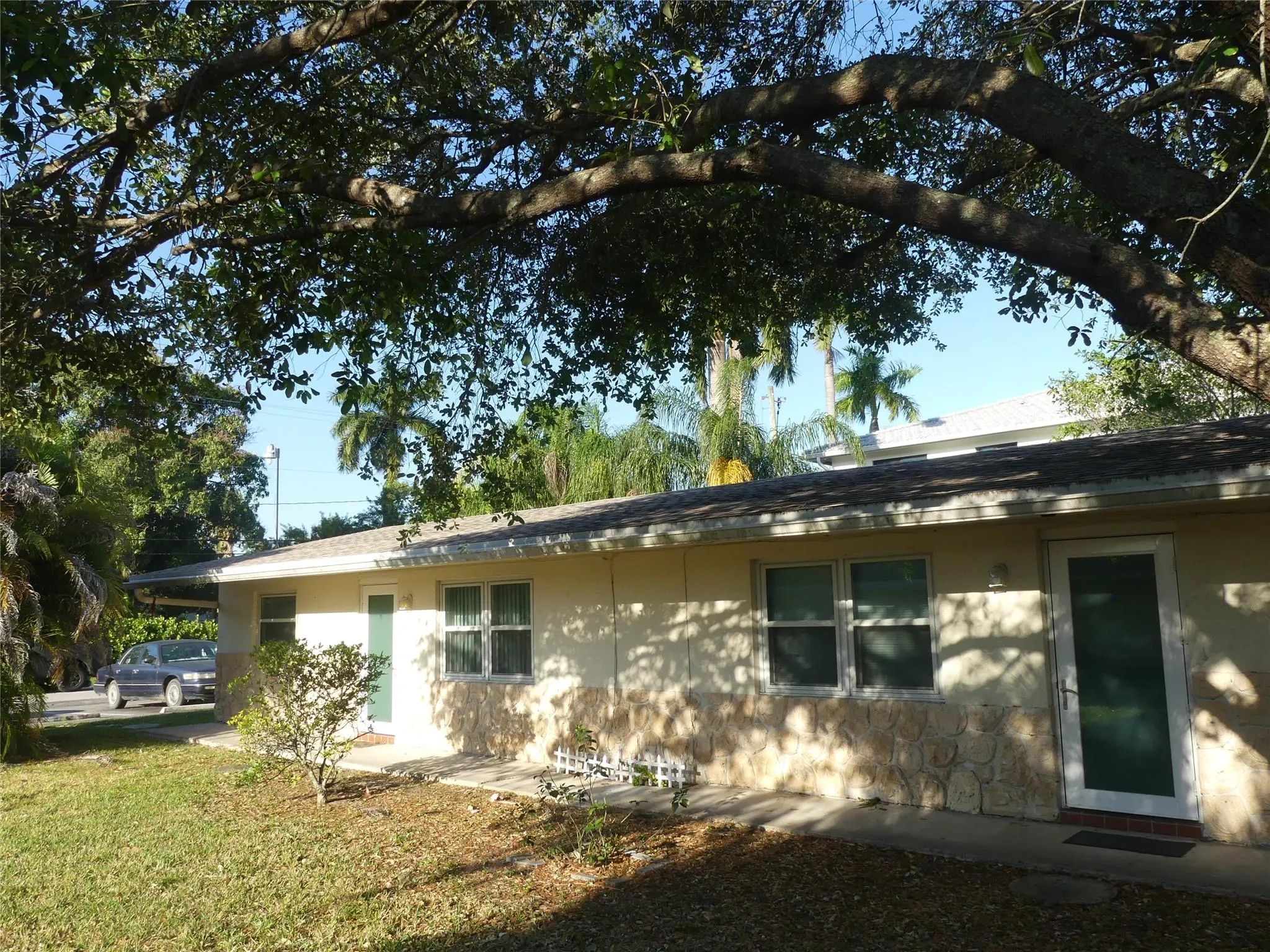 3294 SW 44th St