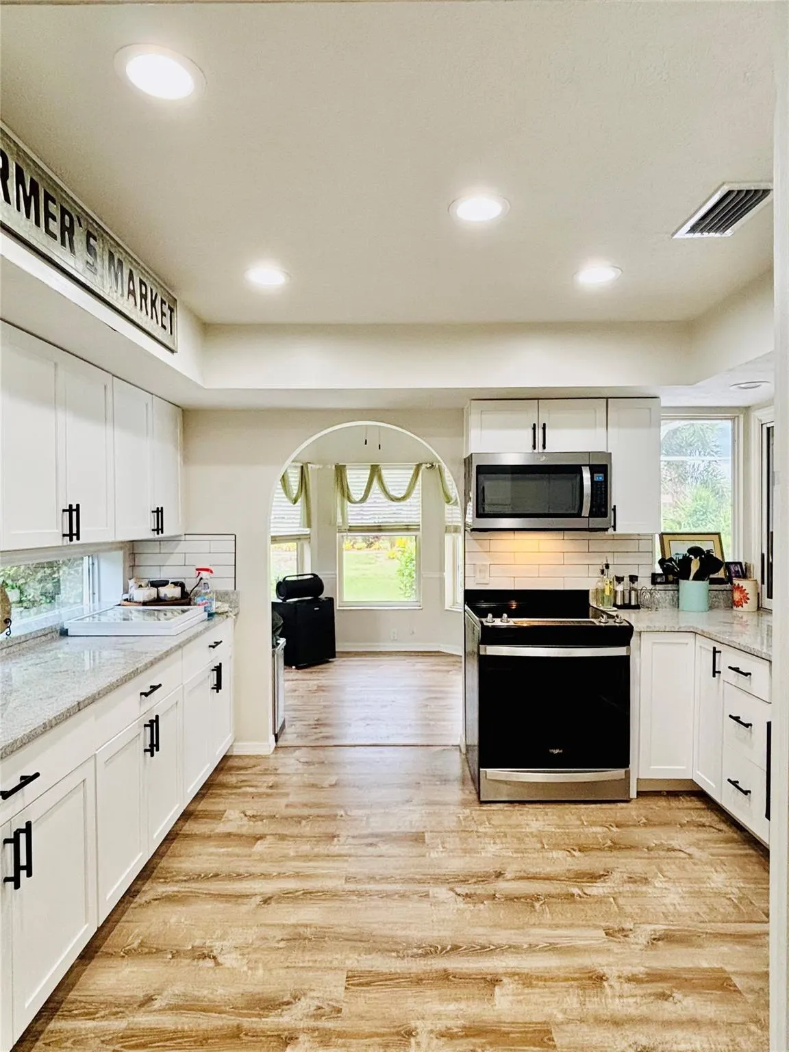 1172 SW Bent Pine Cove