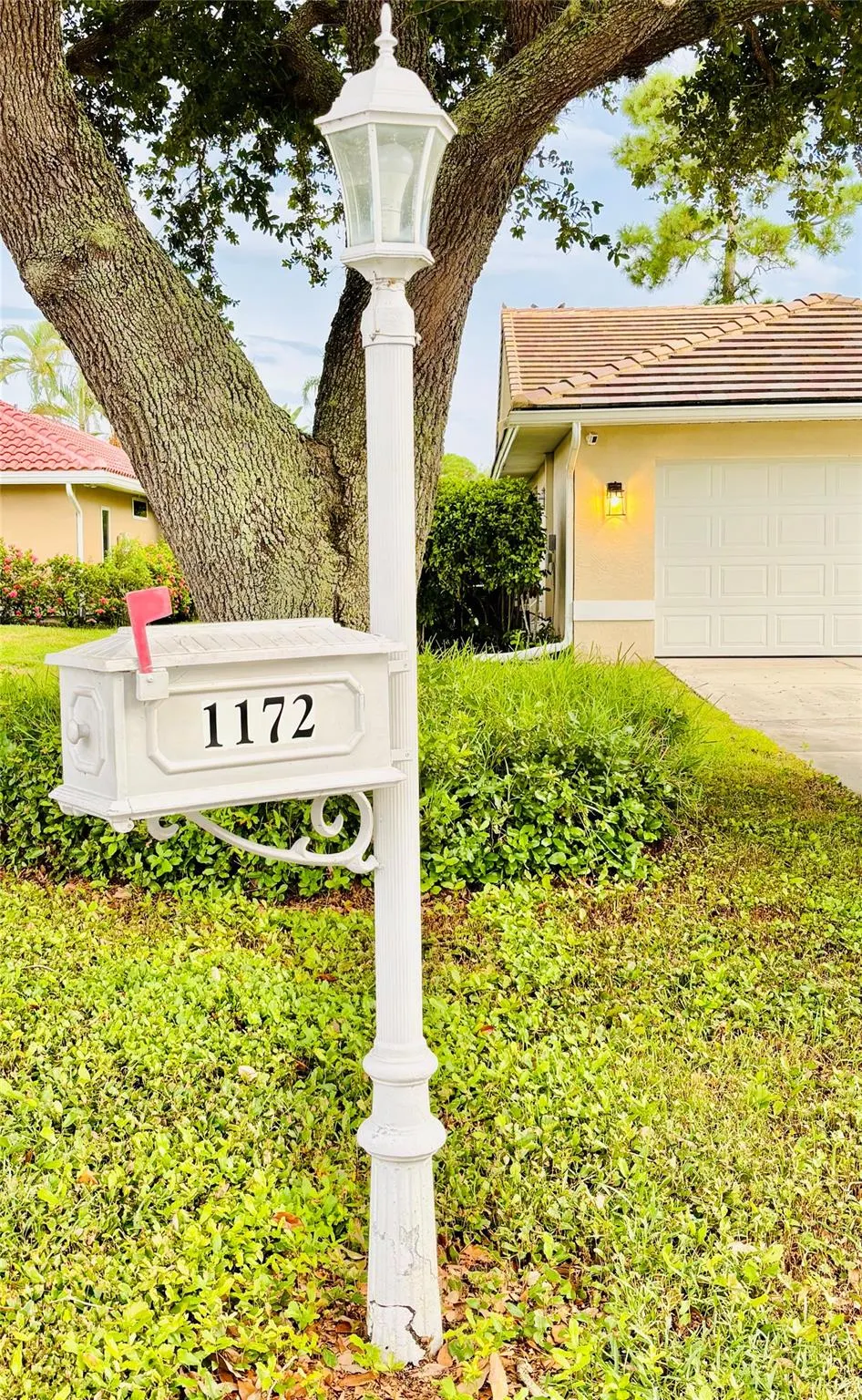 1172 SW Bent Pine Cove