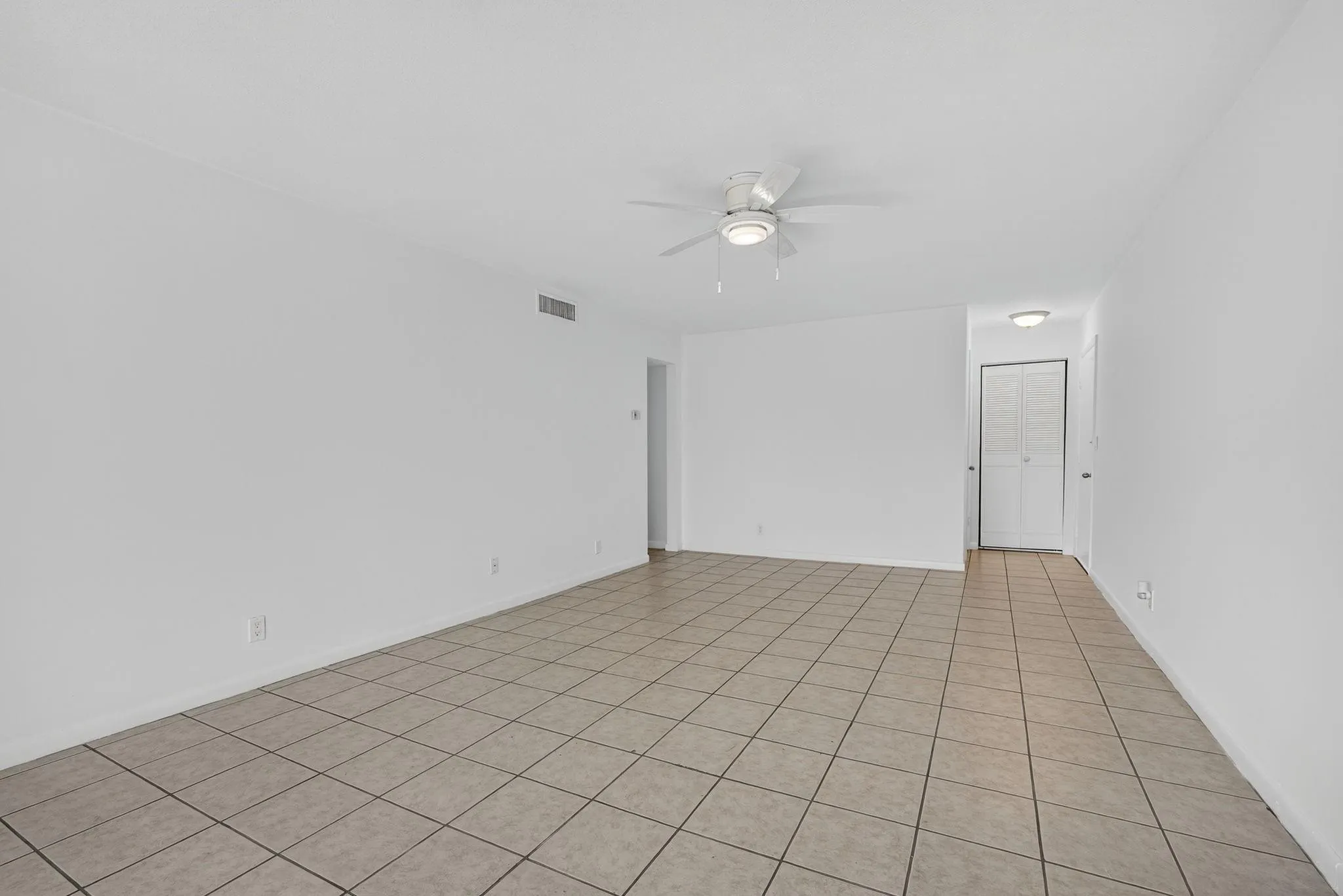 126 Sparrow Dr, #10-B