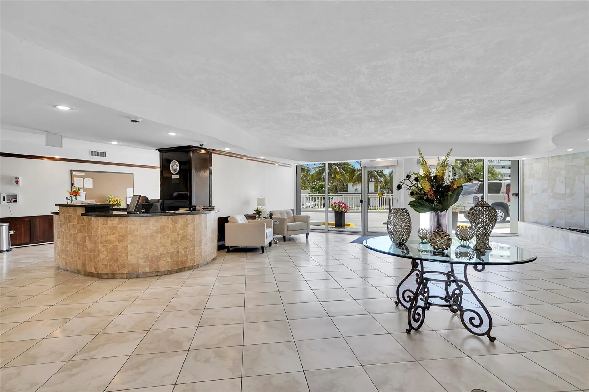 2841 N Ocean Blvd, #1004