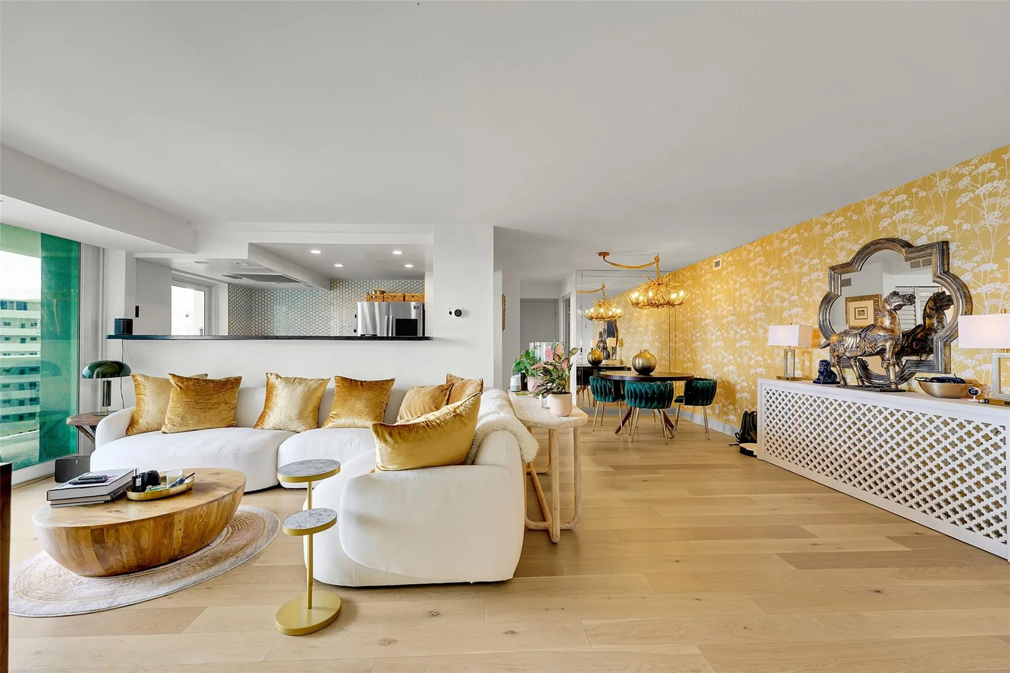 2841 N Ocean Blvd, #1004