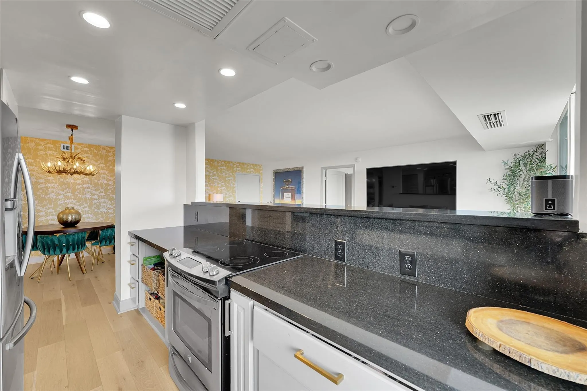 2841 N Ocean Blvd, #1004